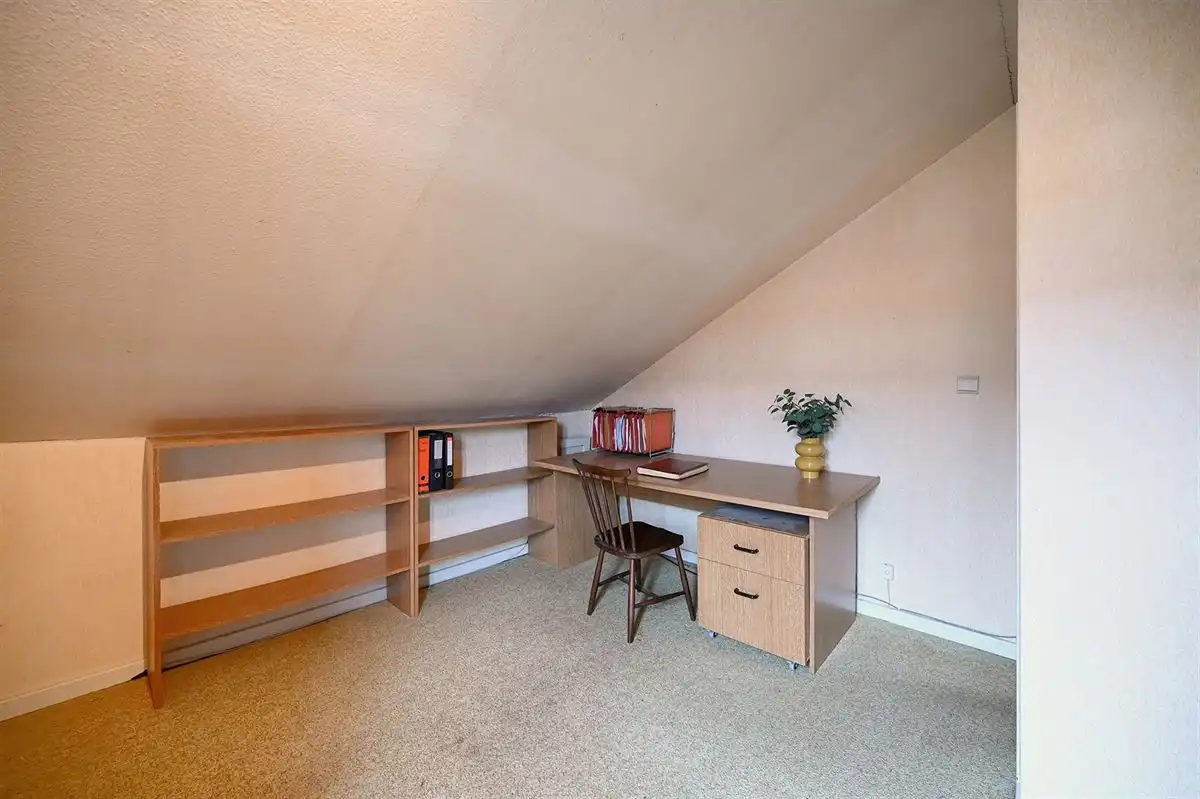 Te moderniseren landhuis op toplocatie foto 21