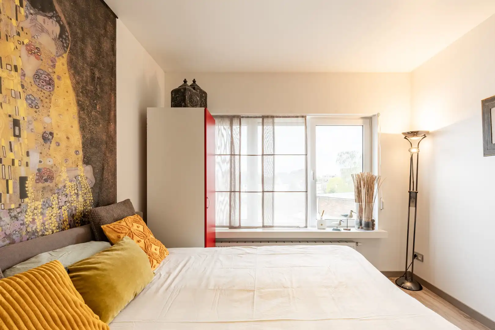 Instapklaar 2-slaapkamerappartement nabij parken & winkels in Wilrijk foto 5