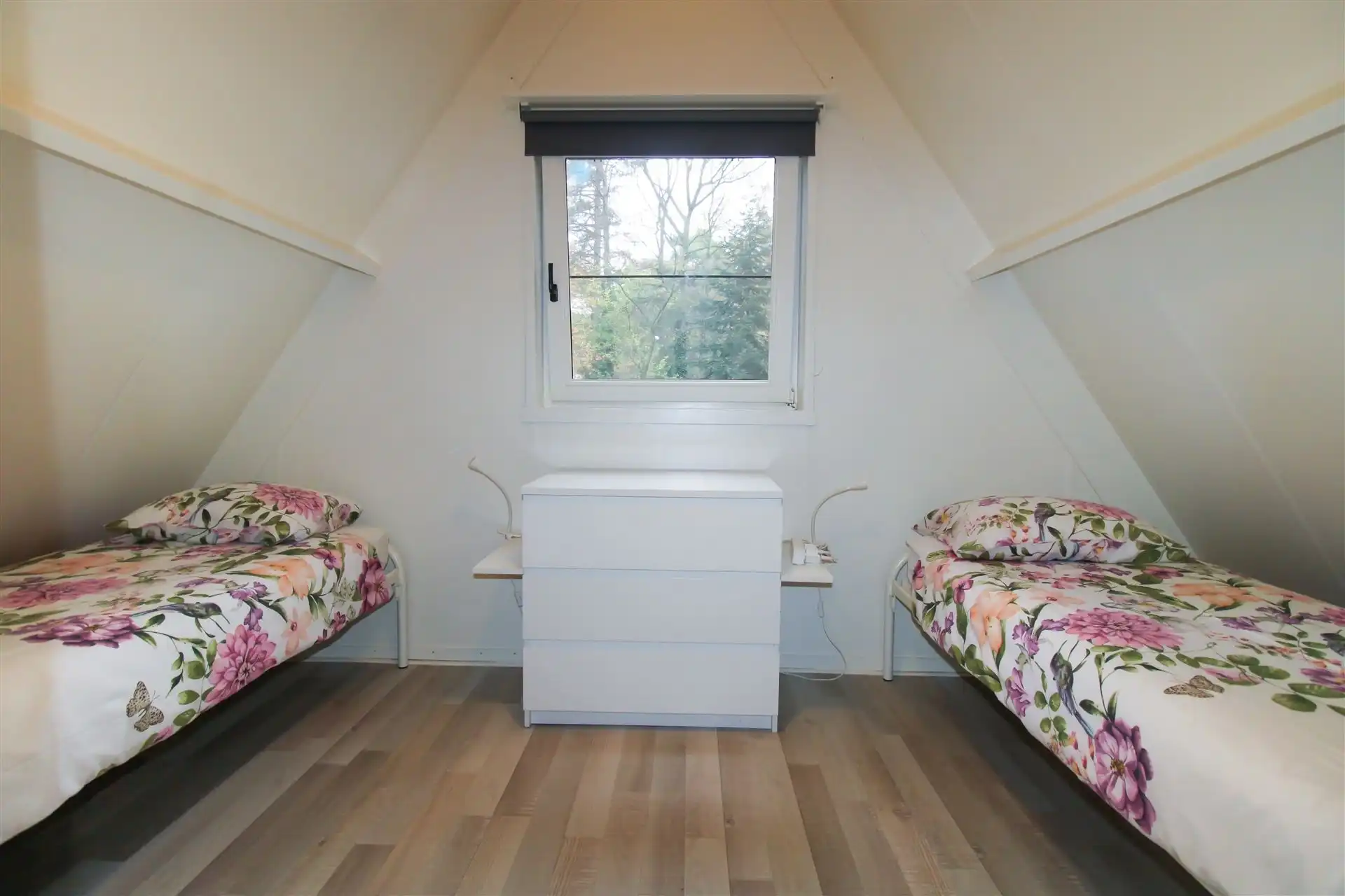 Vakantiewoning met 3 slaapkamers en ruime tuin op vakantiedomein Sonnevijver te Rekem! foto 9