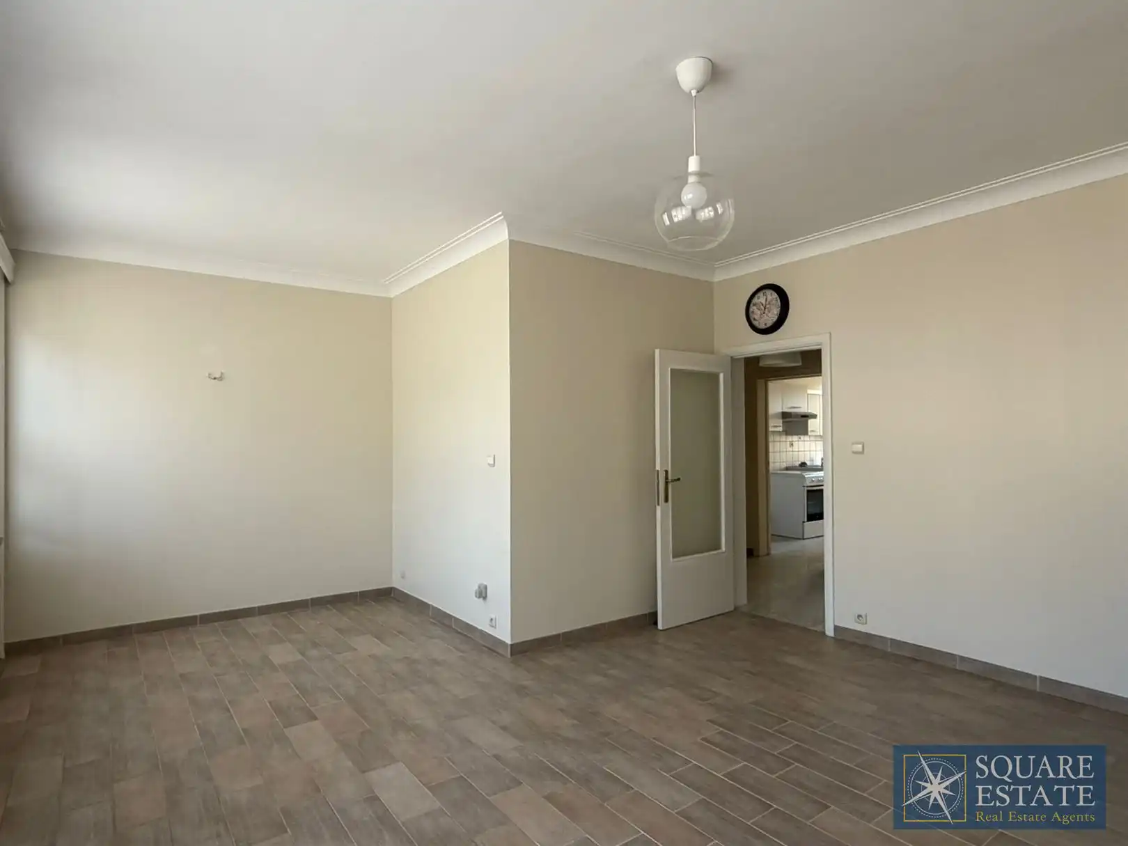 Schitterende begane grond gelegen op het Limburgse Stirum foto 3