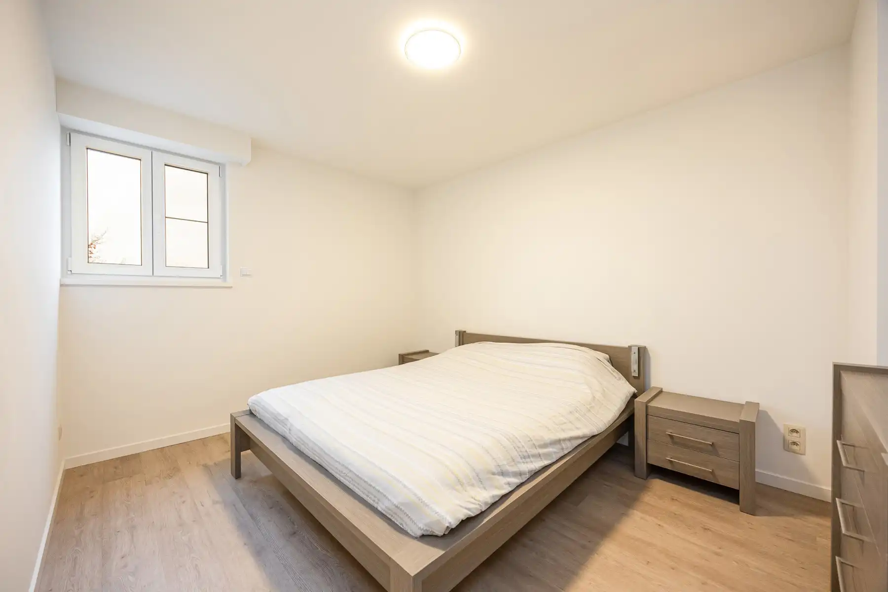 Landelijk gelegen woning met 4 slaapkamers en binnenzwembad foto 14