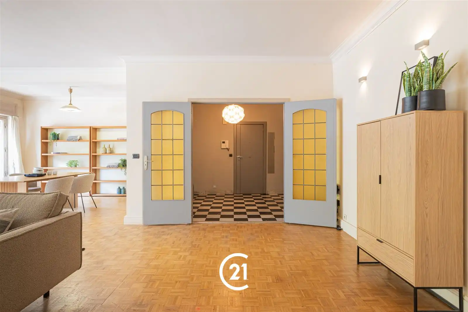 Gelijkvloers appartement op toplocatie in Gent. foto 8
