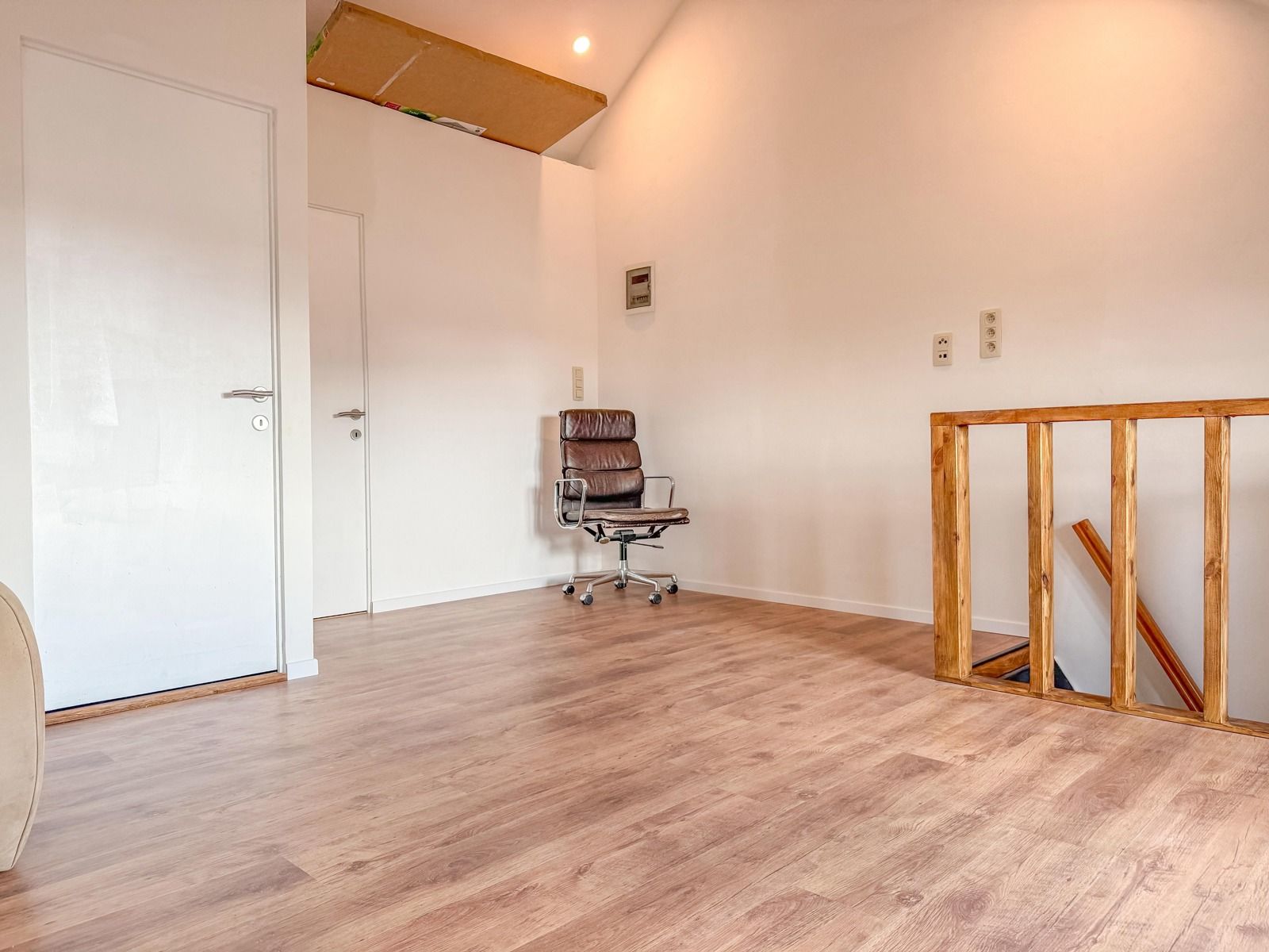 Ruime, instapklare (handels)woning in hartje Temse foto 18