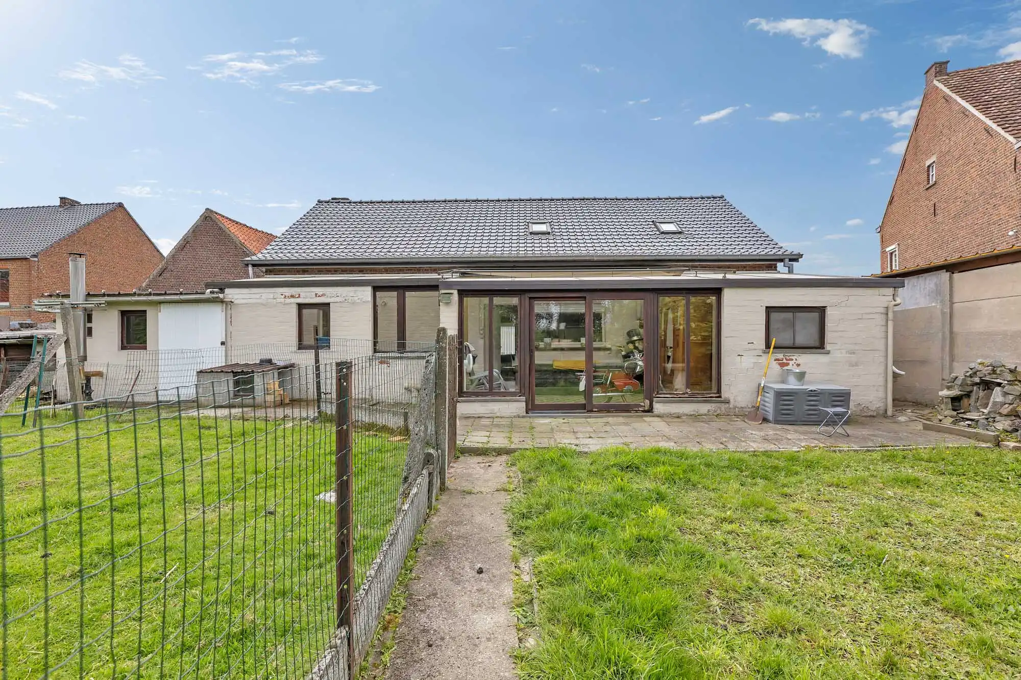 Woning op landelijke ligging met opslagplaats foto 24