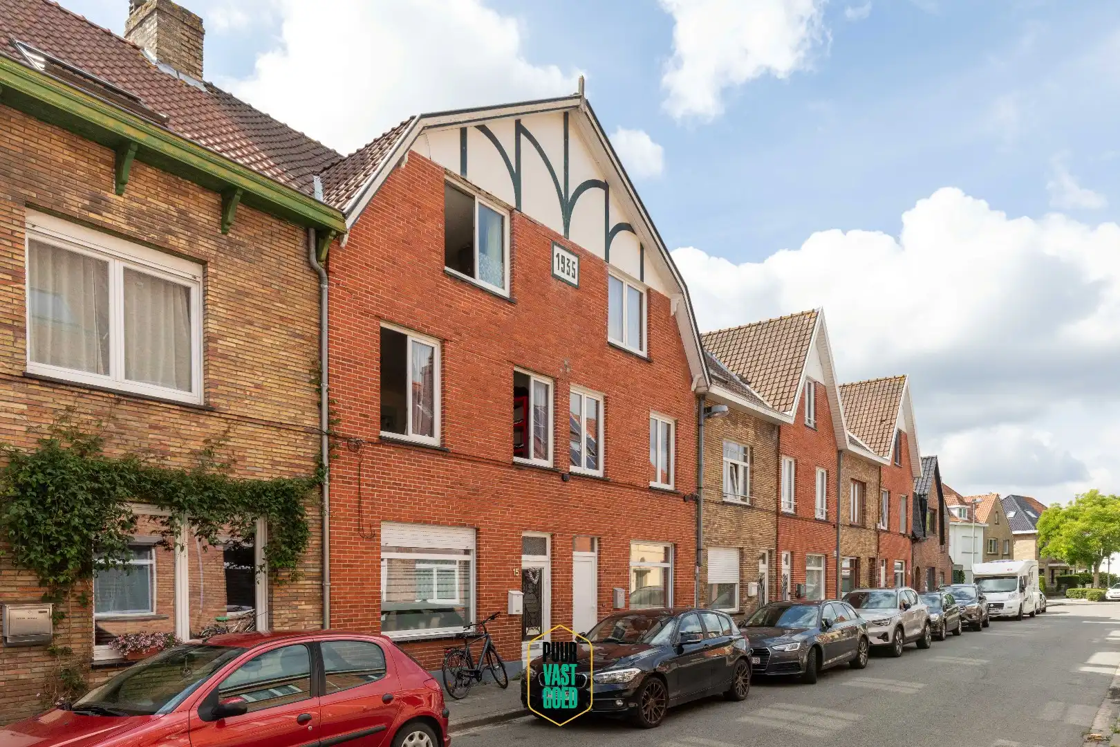 Charmante gezinswoning met 4 slaapkamers op een uitstekende ligging in Sint-Andries. foto 16