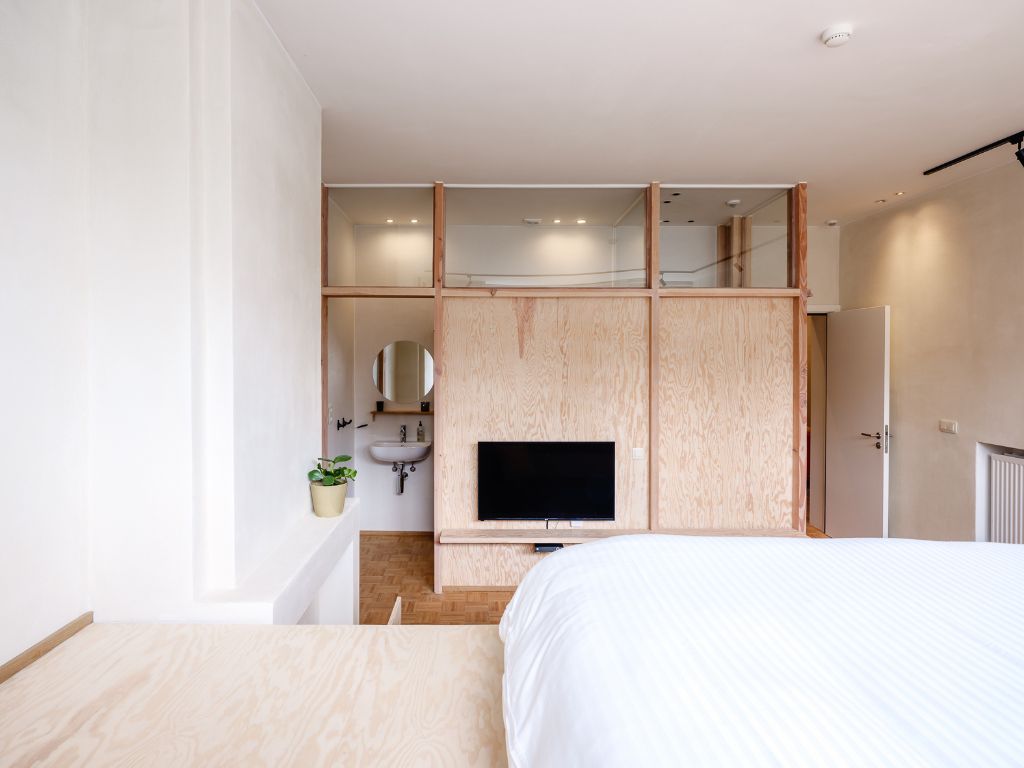 Bijzonder duplexappartement (240 m²) met vier slaapkamers, telkens met eigen sanitair en buitenruimte, gelegen in een kleinschalige residentie nabij het Zuid. foto 15