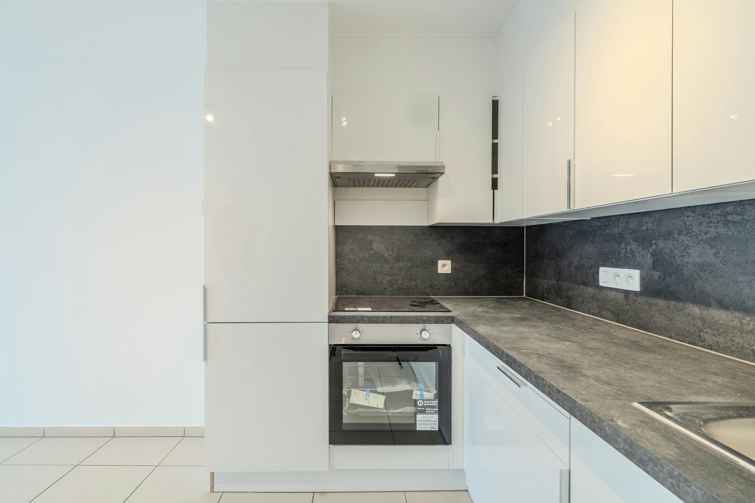 Gelijkvloers 2-slaapkamerappartement met terras te Oostende foto 6