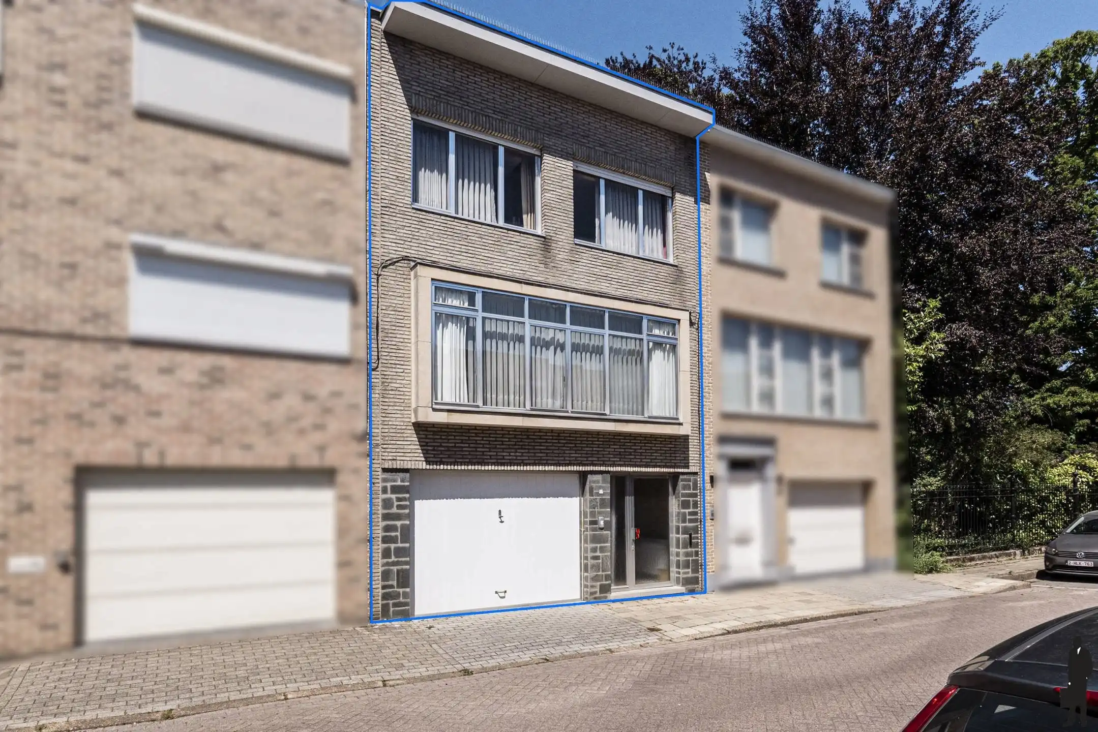 Op te frissen woning met 4 slpk en zuidwestgerichte tuin foto {{pictureIndex}}