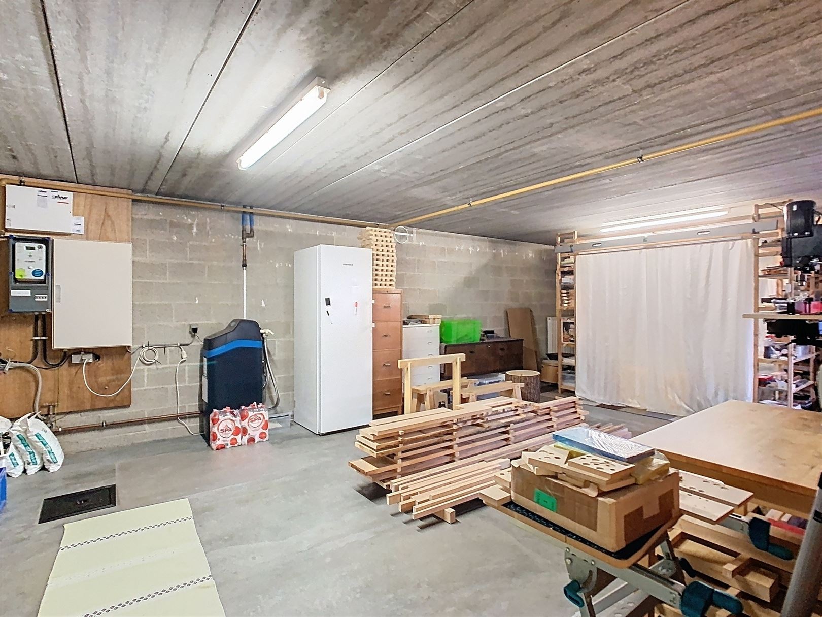Unieke villa met prachtige tuin op 22a foto 31