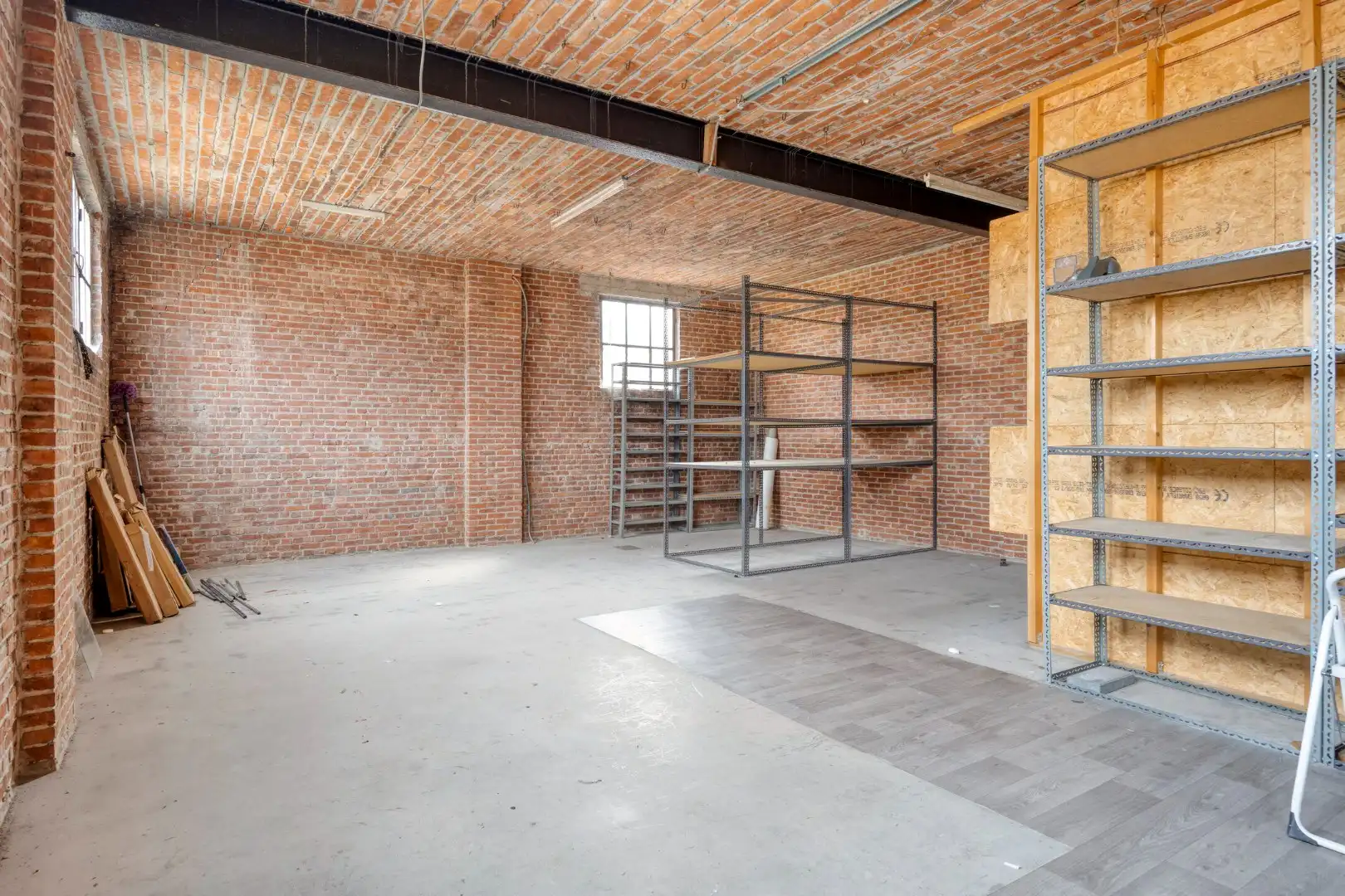 Unieke opbrengsteigendom met commercieel gedeelte en 2 ruime appartementen !  foto 8