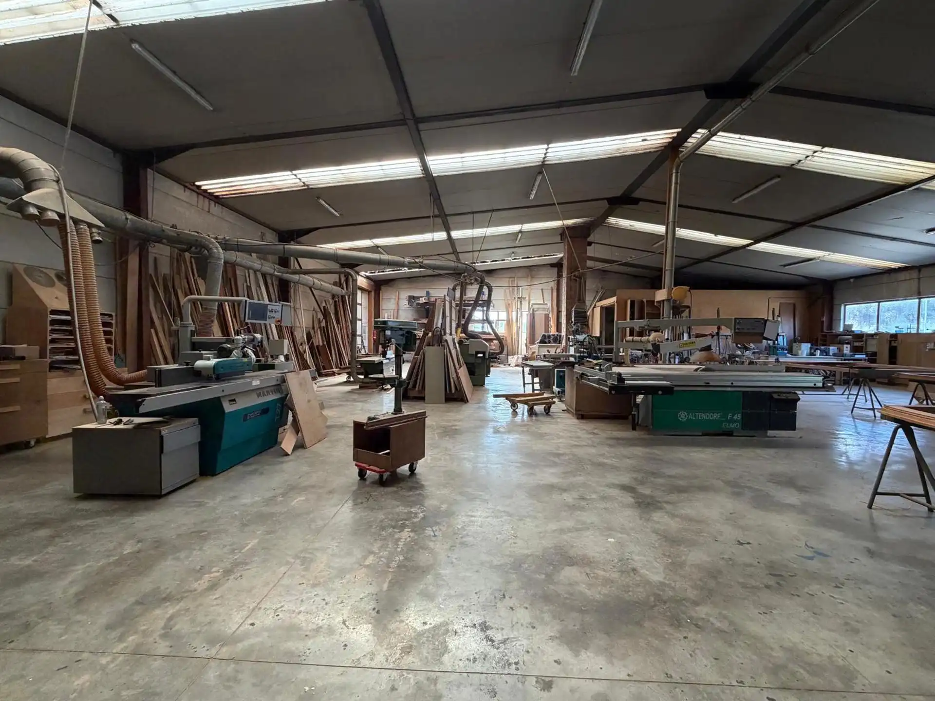 KMO-site te koop met loods, landbouwgrond en woongelegenheid. foto 5