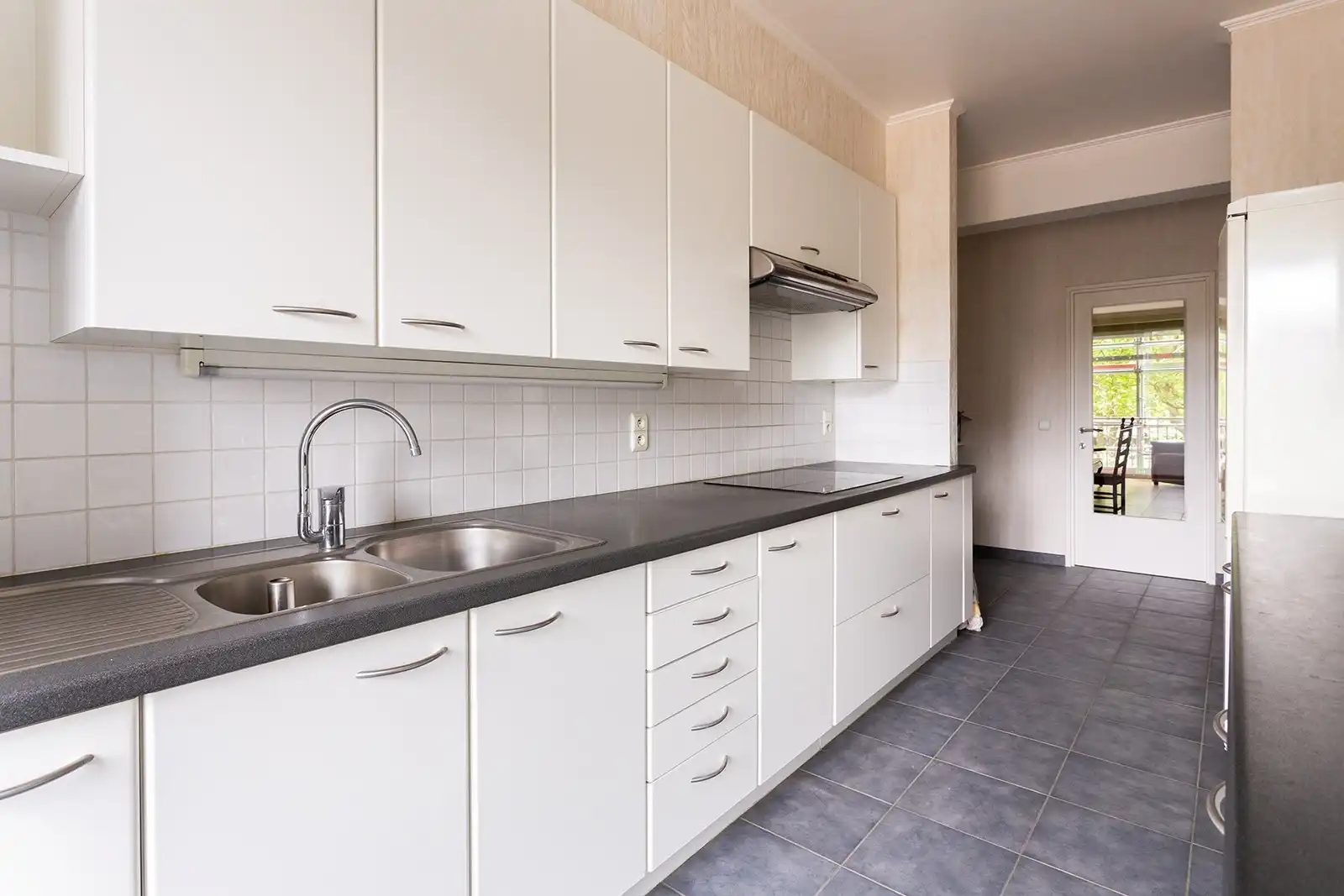 2-slaapkamer appartement met vernieuwd terras  foto 8