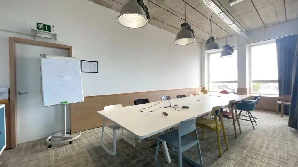 Stijlvolle kantoren te huur in WAW building Antwerpen foto 20