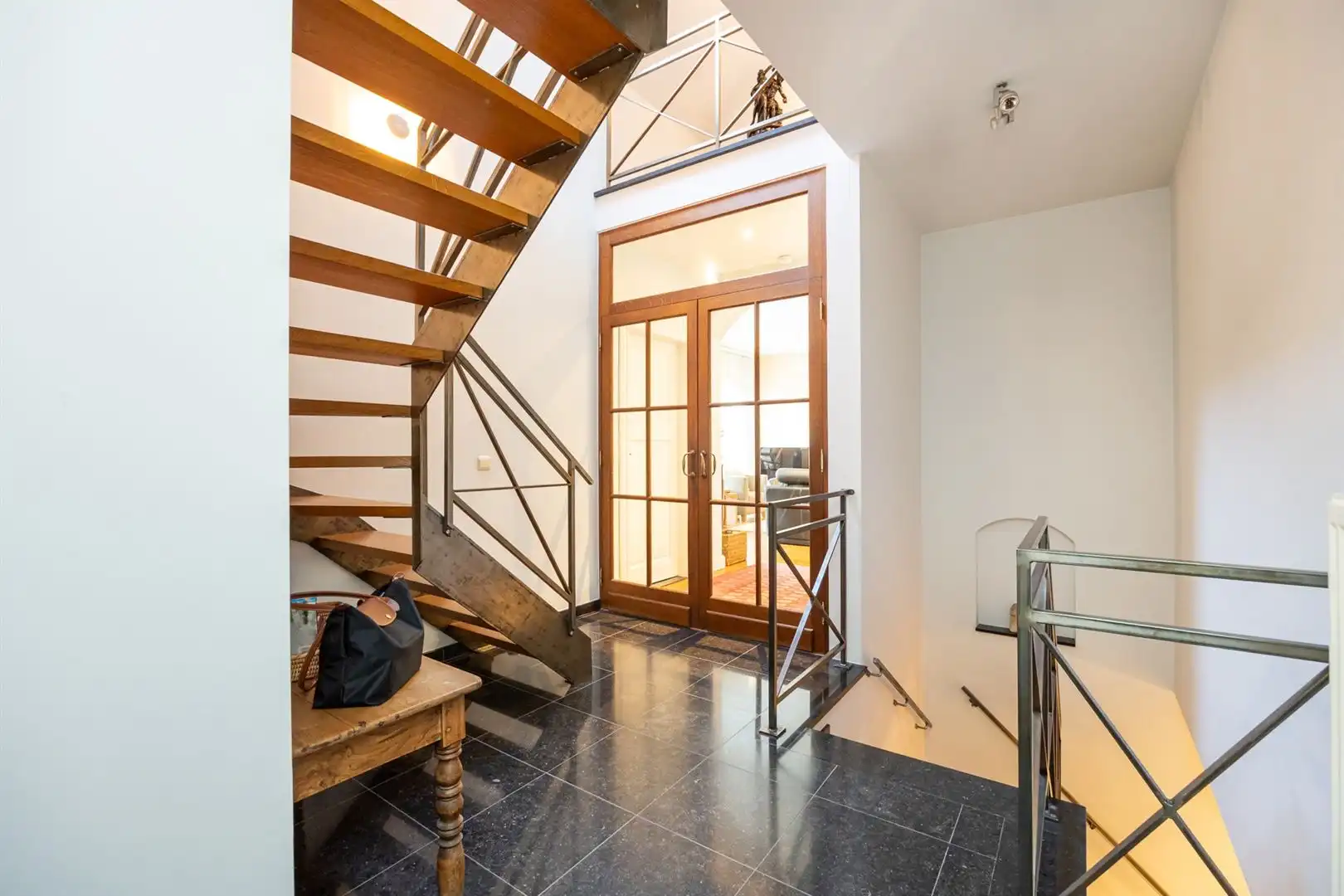 Woning met praktijk, bijgebouw en tuin in Beerzel-dorp! foto 16