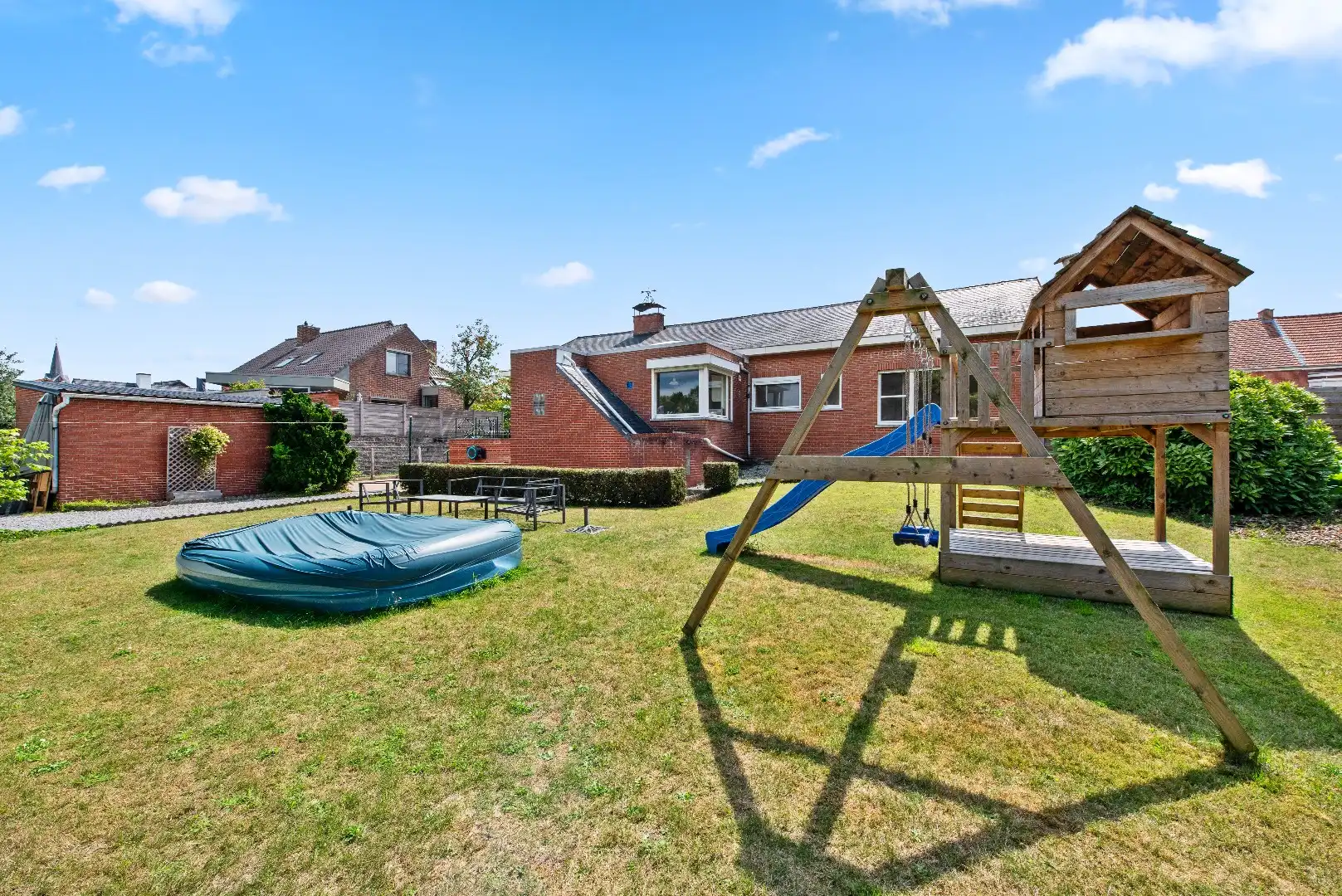 Zeer gunstig gelegen bungalow met 3 slaapkamers op 12a 15ca foto 30