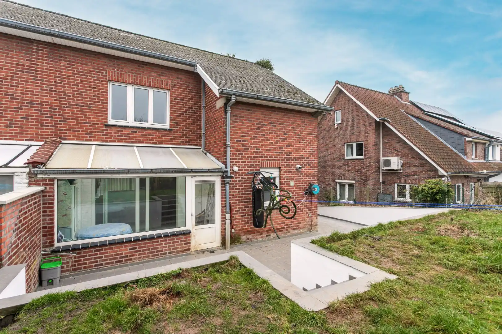 Solide woning met 3 slpks, tuin en garage te Buizingen foto 13