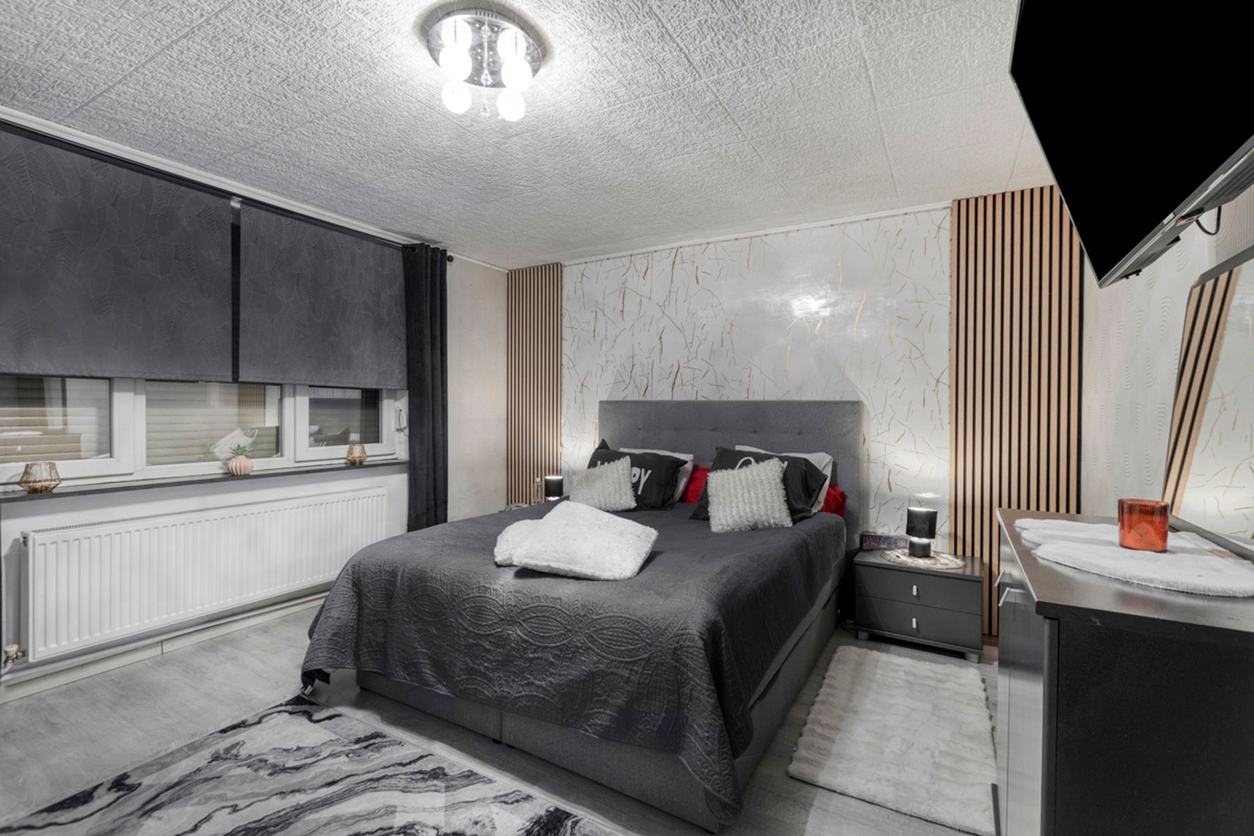 Gerenoveerde woning met 4 slaapkamers, veranda en zwembad. foto 20