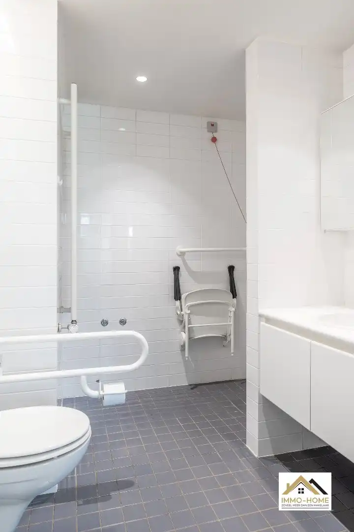 Prachtige zorgappartementen in een residentiële omgeving met zwembad en park te Oostakker foto 21