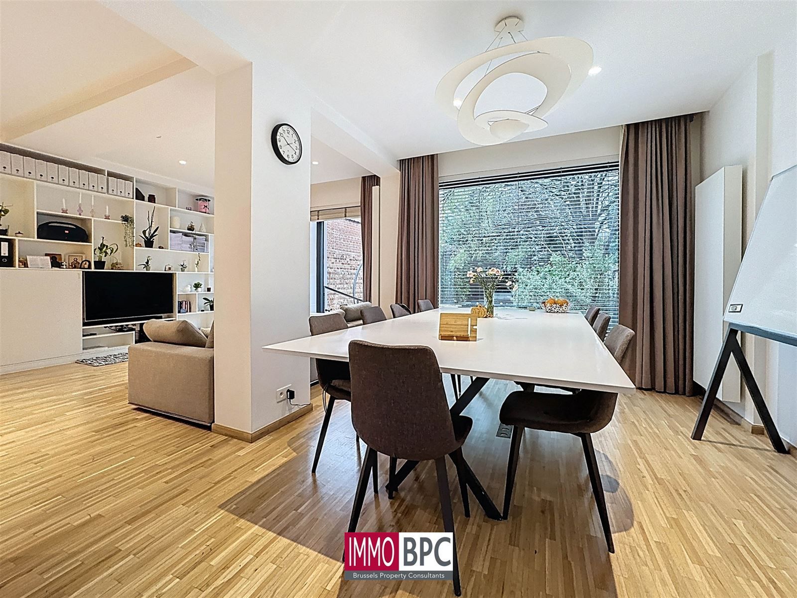 UITZONDERLIJKE MODERNE OPBRENGSTEIGENDOM IN GANSHOREN – 595 m² WOONOPPERVLAKTE foto 11