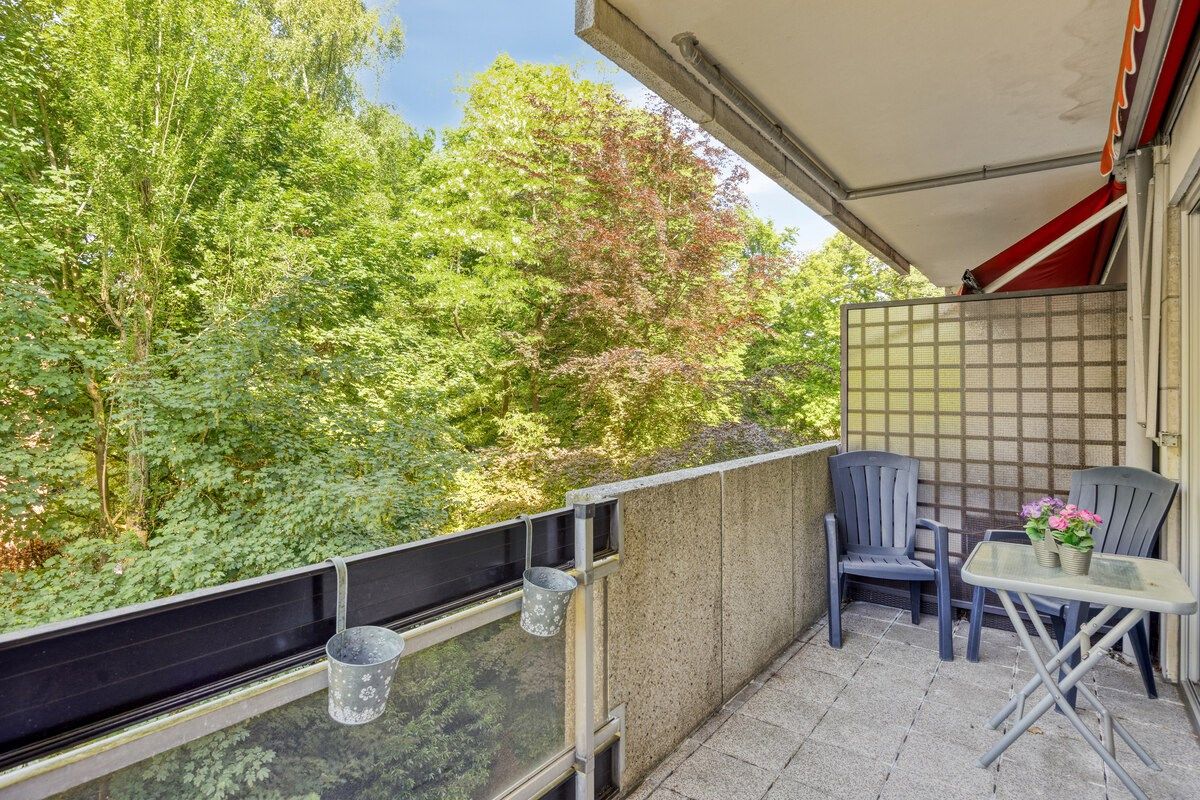 Ruim 3 slpk appartement met garage en terras foto 16