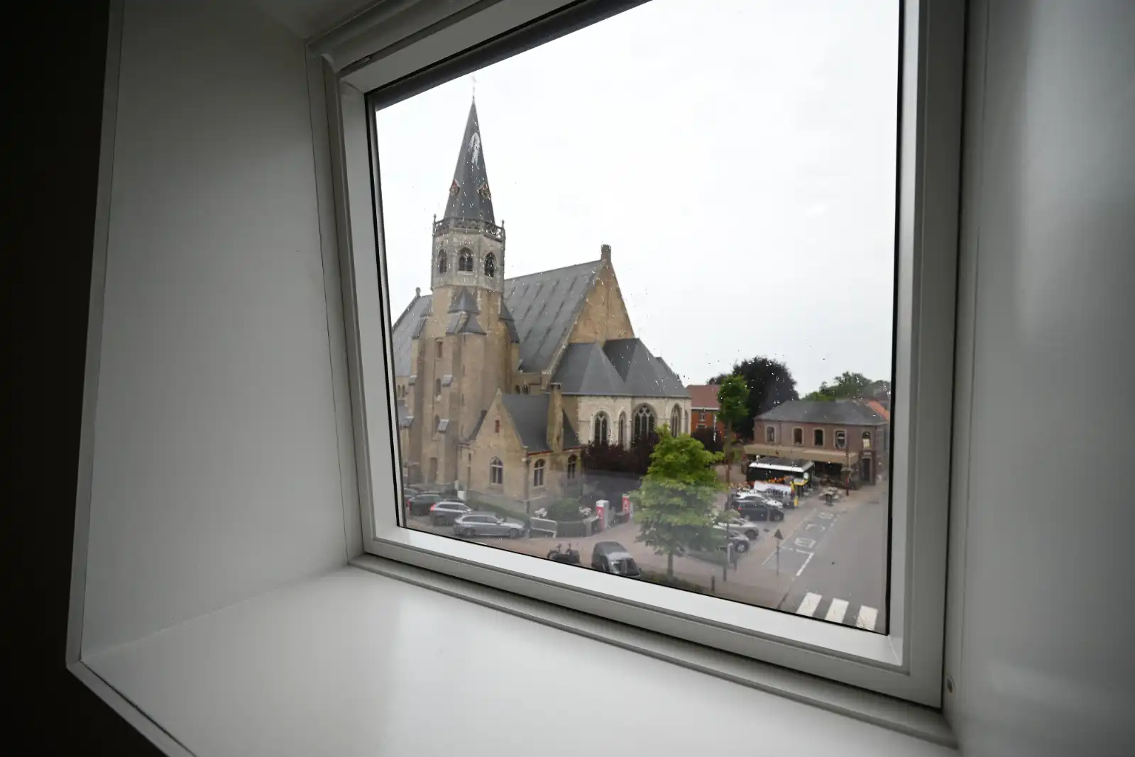 Appartement te huur – Centrum Ardooie! foto 11