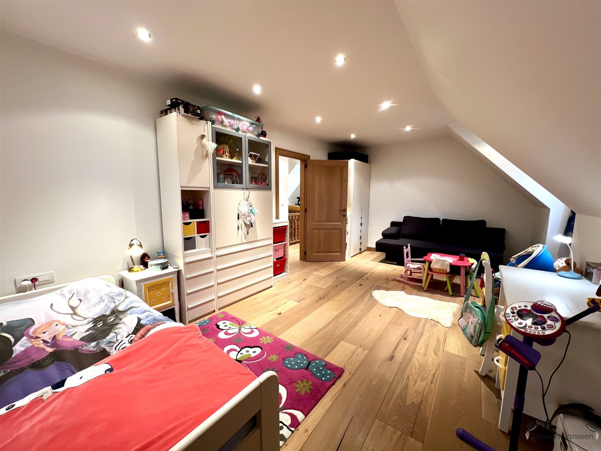 Statige villa in oase van rust foto 21