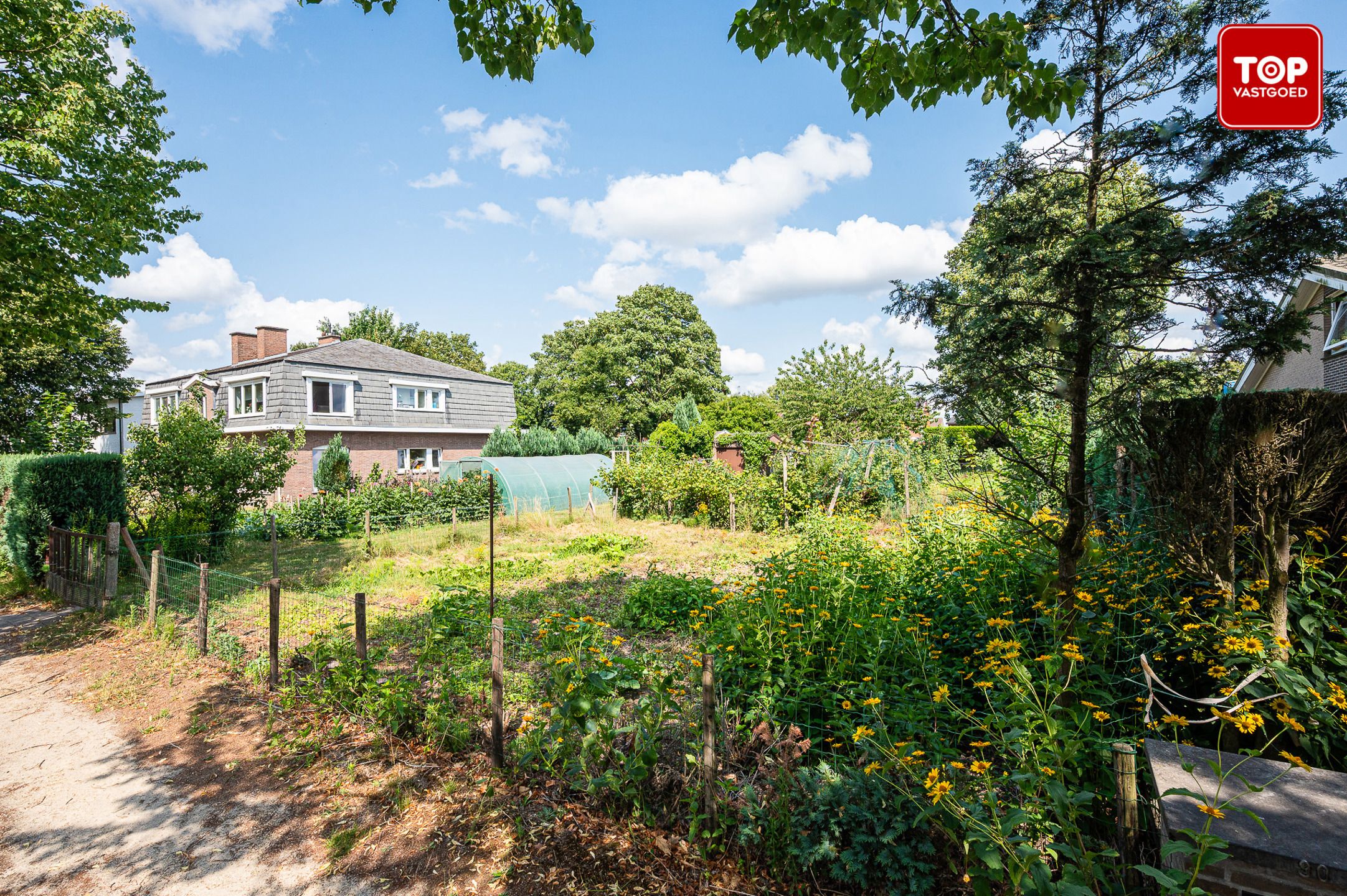 Perceel grond van 549m² in een rustige woonwijk foto 3