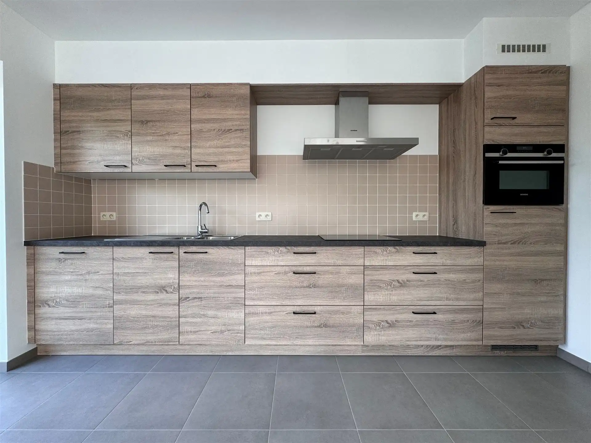 Gerenoveerd appartement met 3 slaapkamer op toplocatie  foto 8