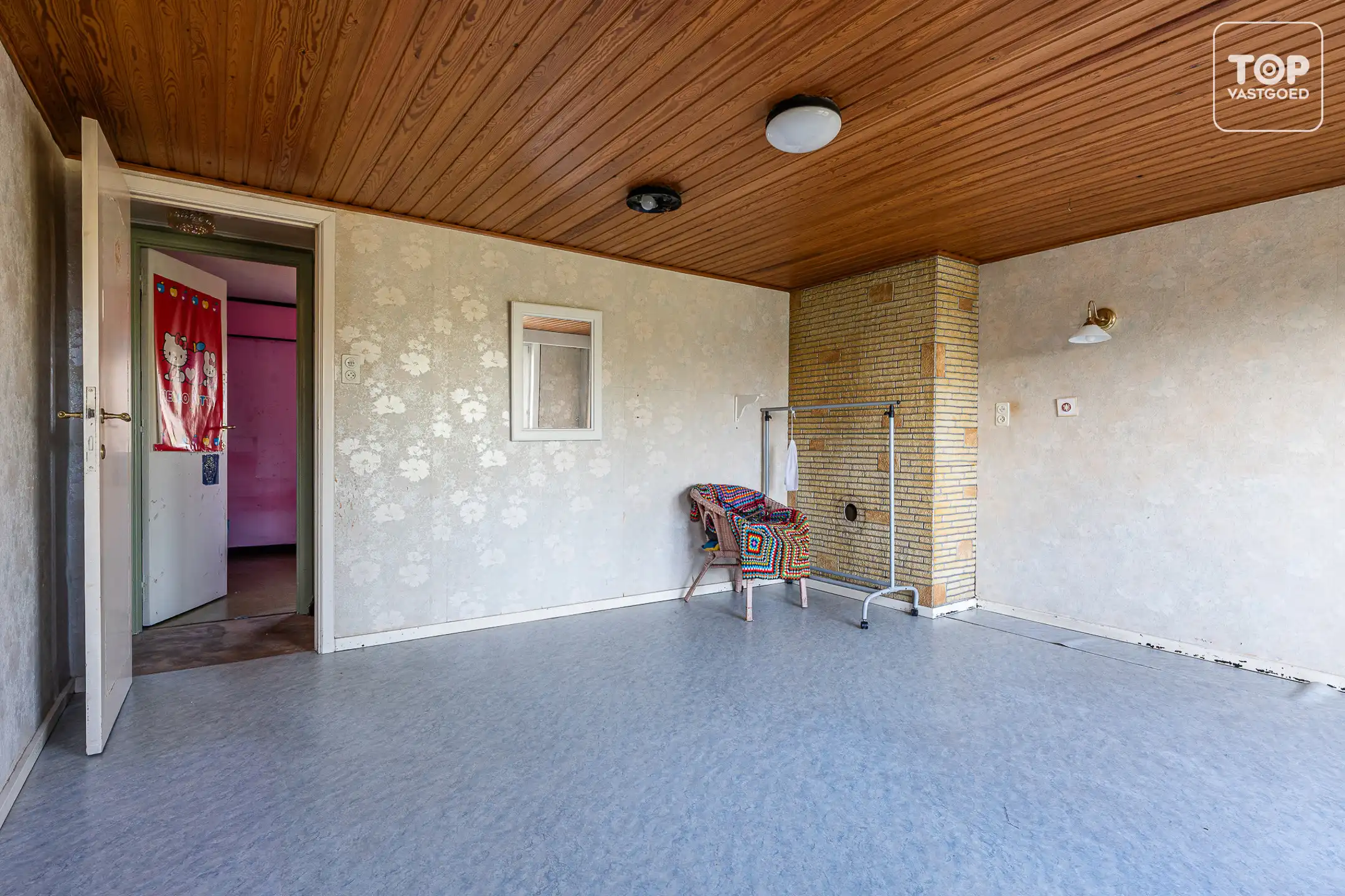 Ontdek deze te renoveren woning met 4 slaapkamers te Mariakerke! foto 14