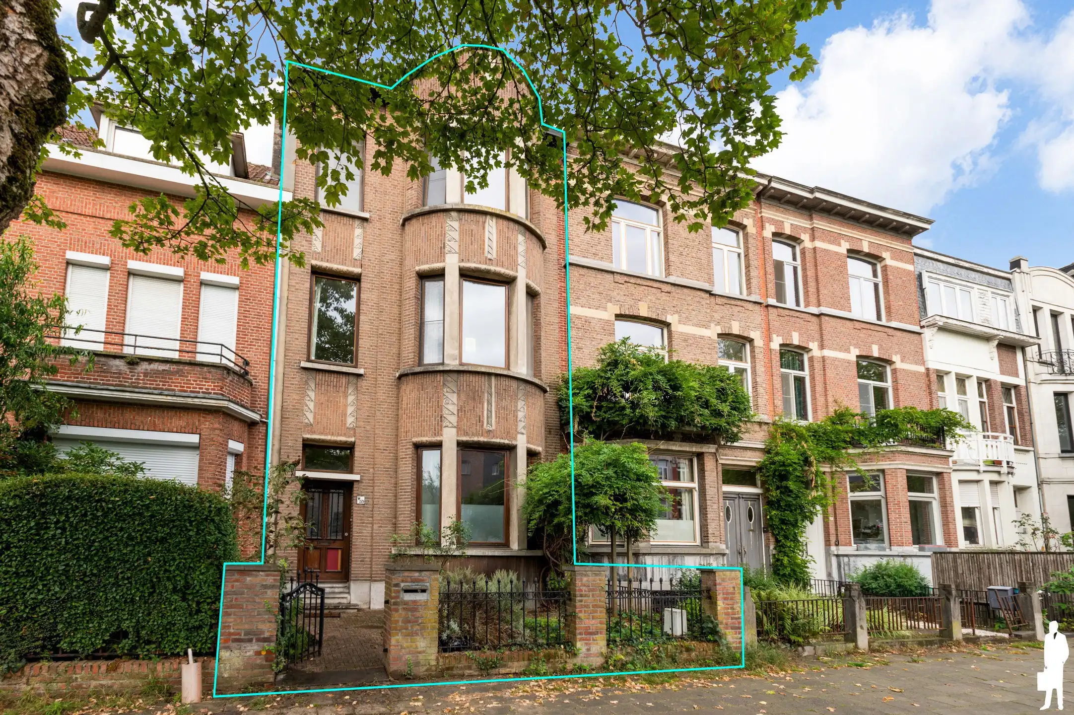 Prachtige woning met veel charme foto {{pictureIndex}}