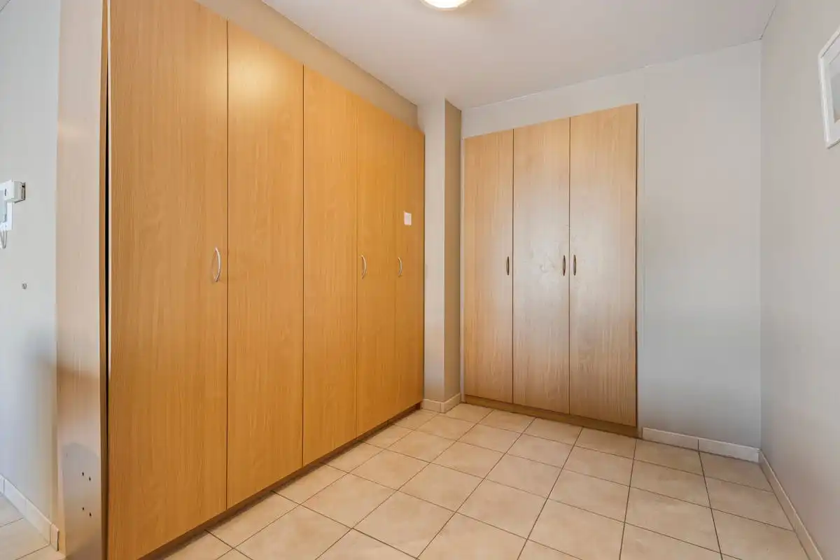 Instapklaar appartement met parking te koop centrum Blankenberge foto 4