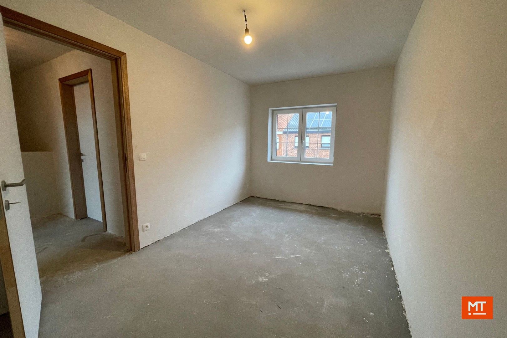 Rijwoning te huur met 3 slaapkamers en carport foto 10