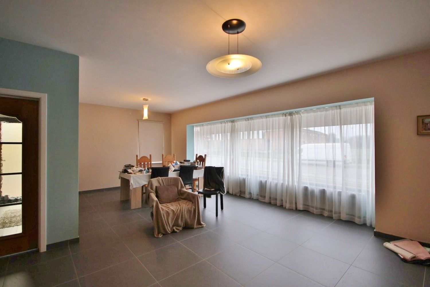 Ruime instapklare woning met 3 slaapkamers foto 2