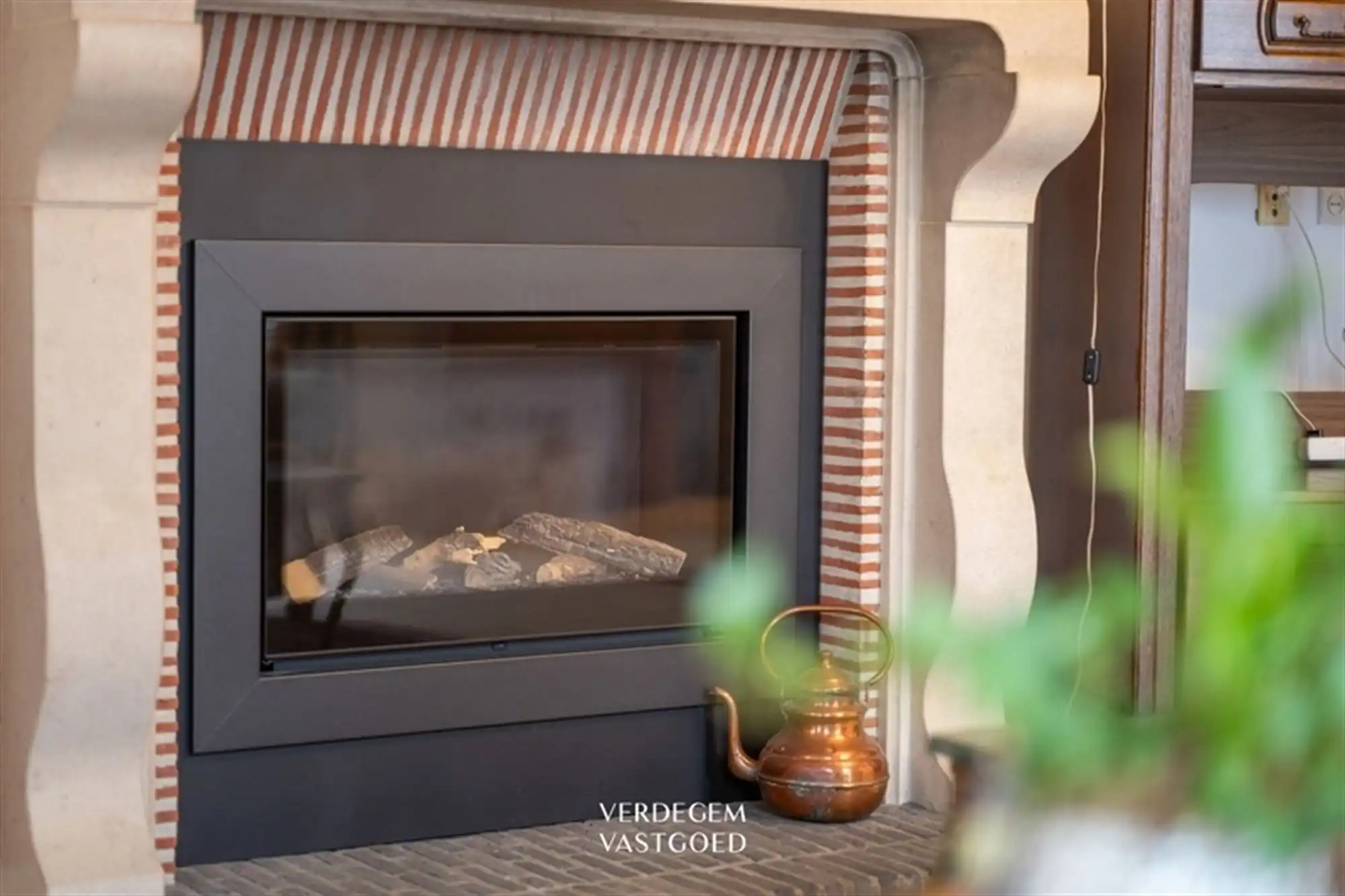 Tijdloze villa met 5+ slaapkamers en tuin, volledig onderkelderd foto 8