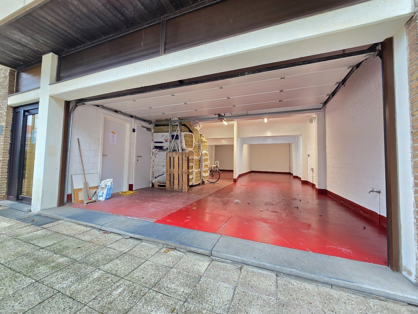 Gerenoveerd appartement met 2 slpk's foto 12