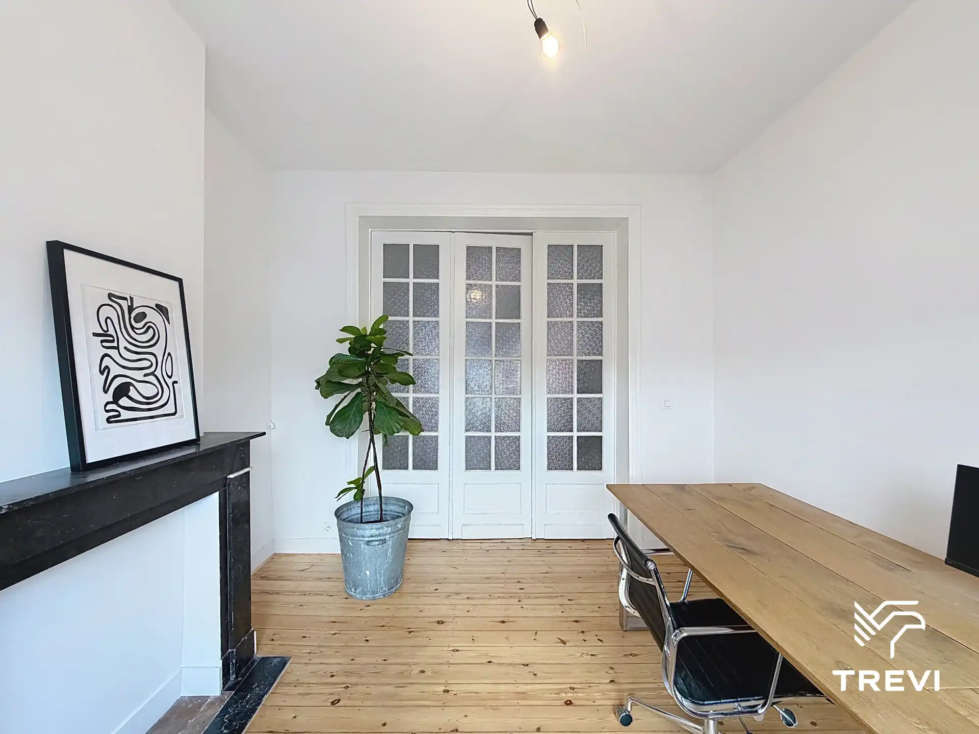 Charmant, onlangs gerenoveerd appartement met 2 slaapkamers foto 10