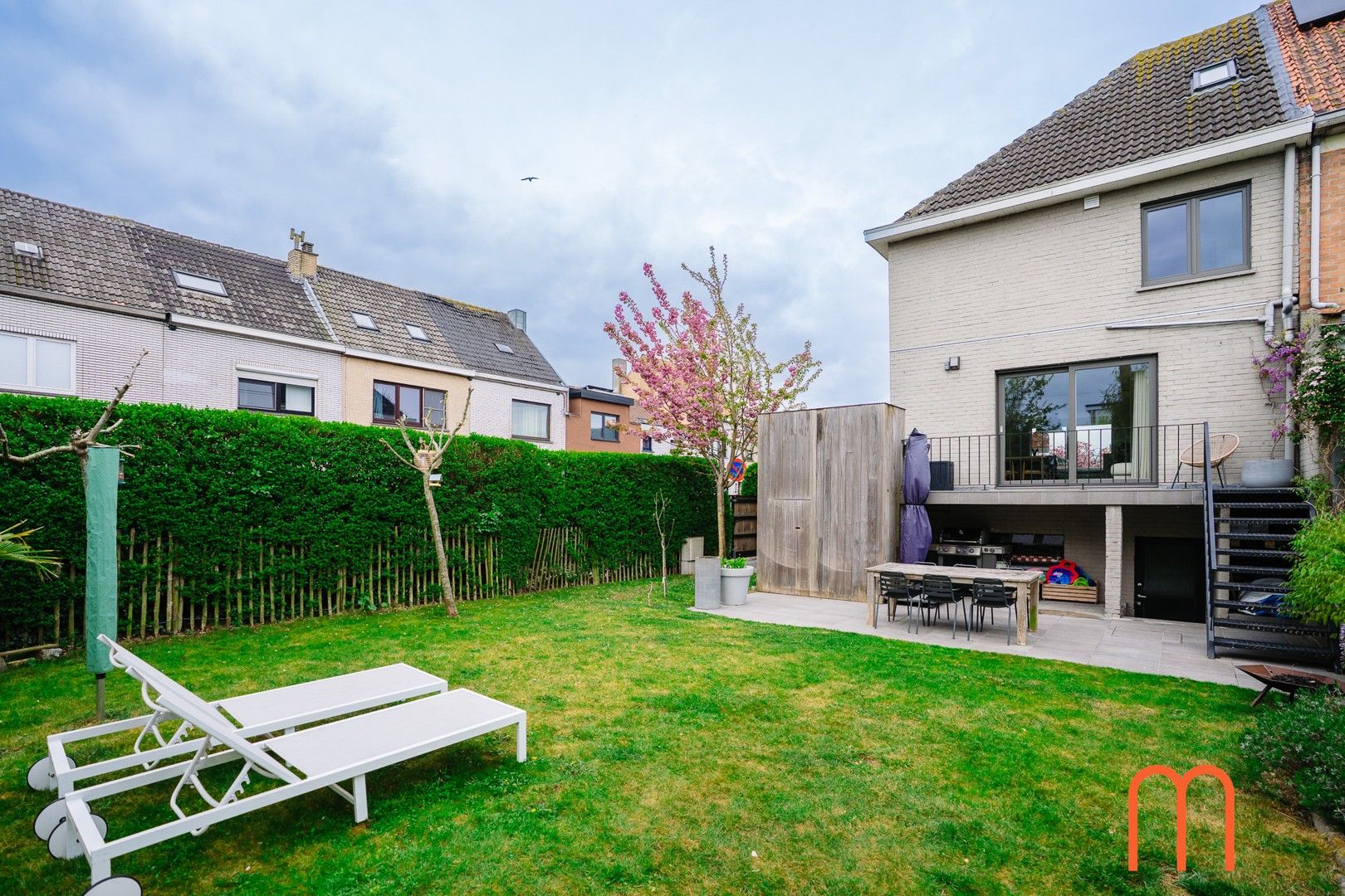 Prachtig gerenoveerde halfopen woning met 4 slaapkamers te koop in Mariakerke foto 24