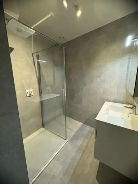 - VERKOCHT - Modern nieuwbouwappartement in Genk-Centrum foto 9