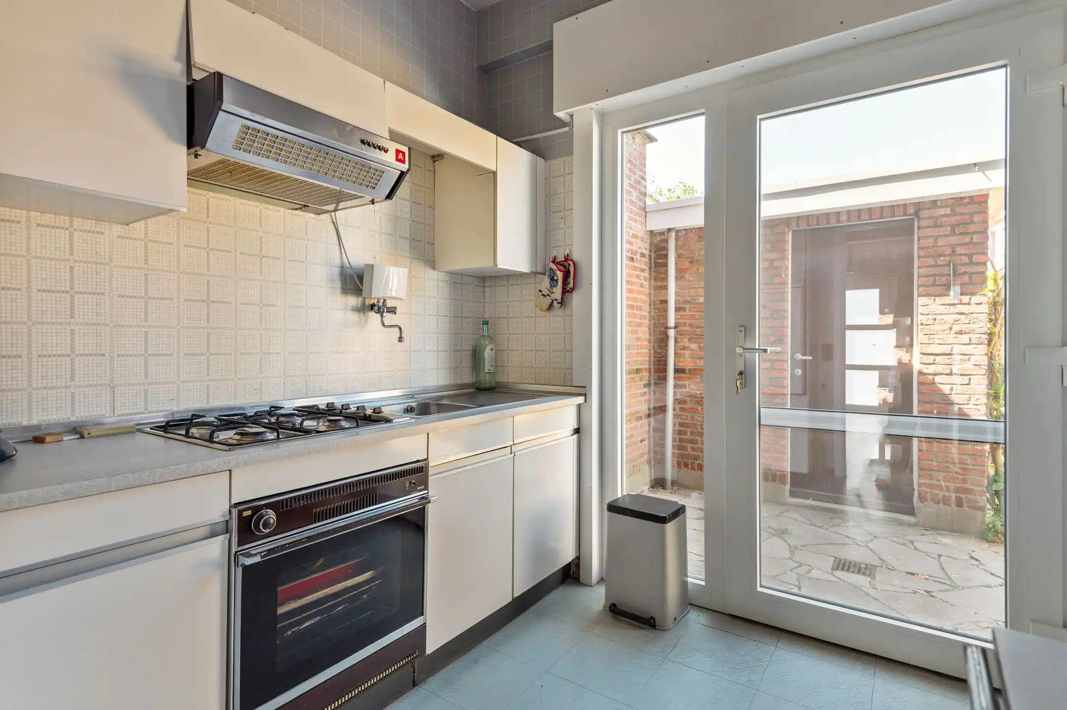 Een huis waar je nog helemaal je eigen ding mee kan doen! foto 7