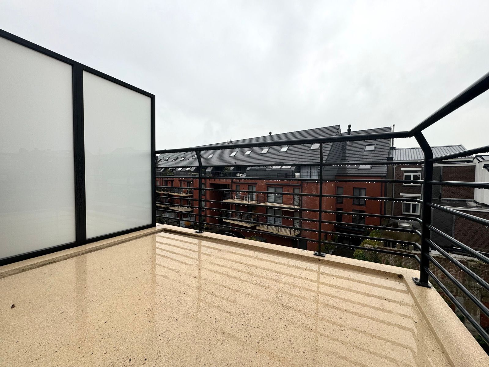 Te huur: 2 slpk appartement met staanplaats in centrum Aalst foto 15