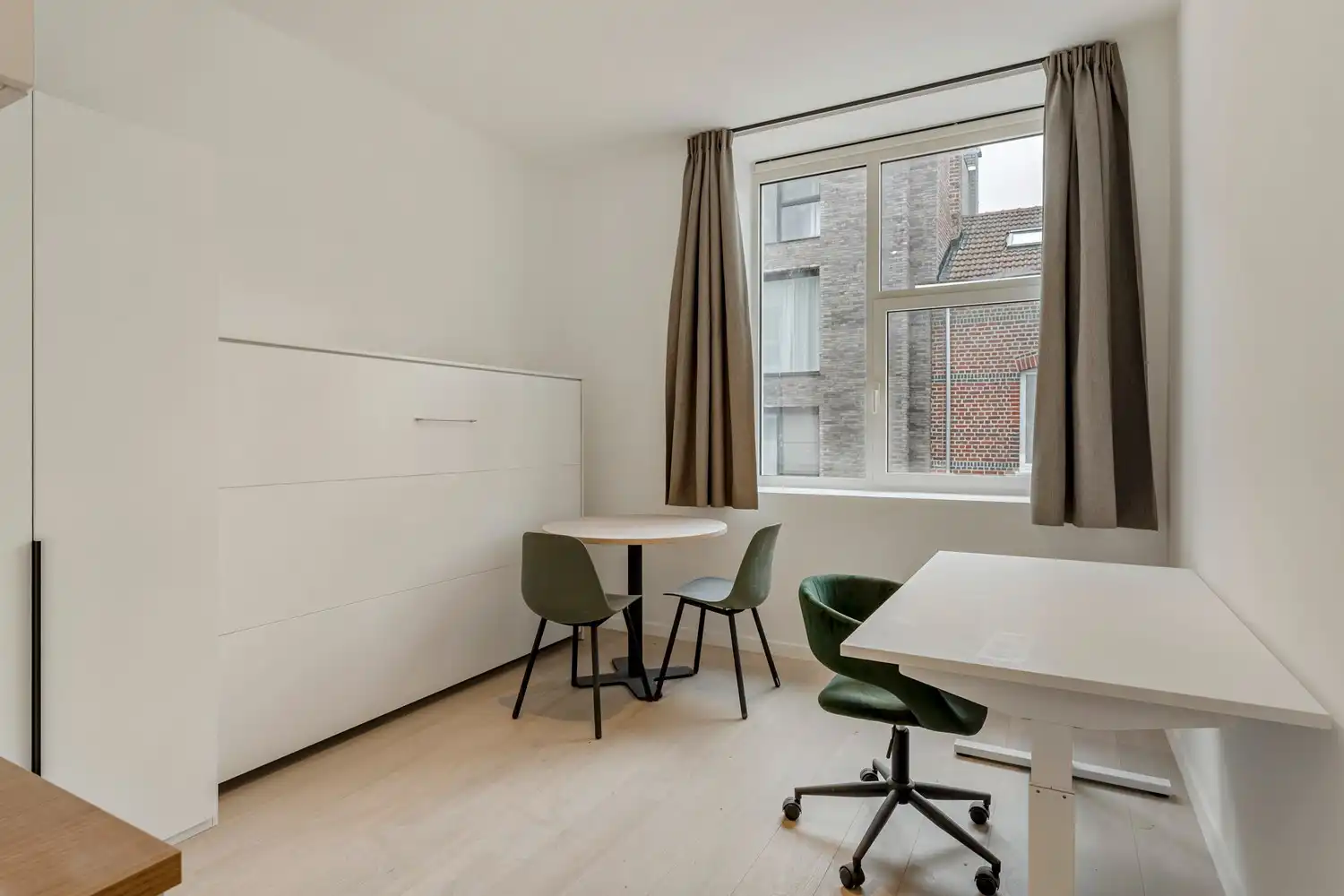 Bent u nog op zoek naar een mooie studio voor het academiejaar '26-'27? Nieuwe studio's, onmiddellijk beschikbaar voor eigen gebruik of verhuur! foto 2