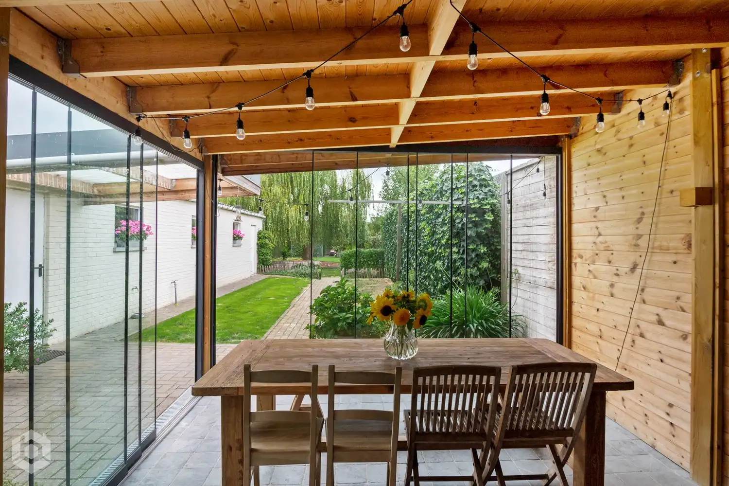 Instapklare woning met 3 slpkrs en ruime tuin te Onze-Lieve-Vrouw-Waver foto 17