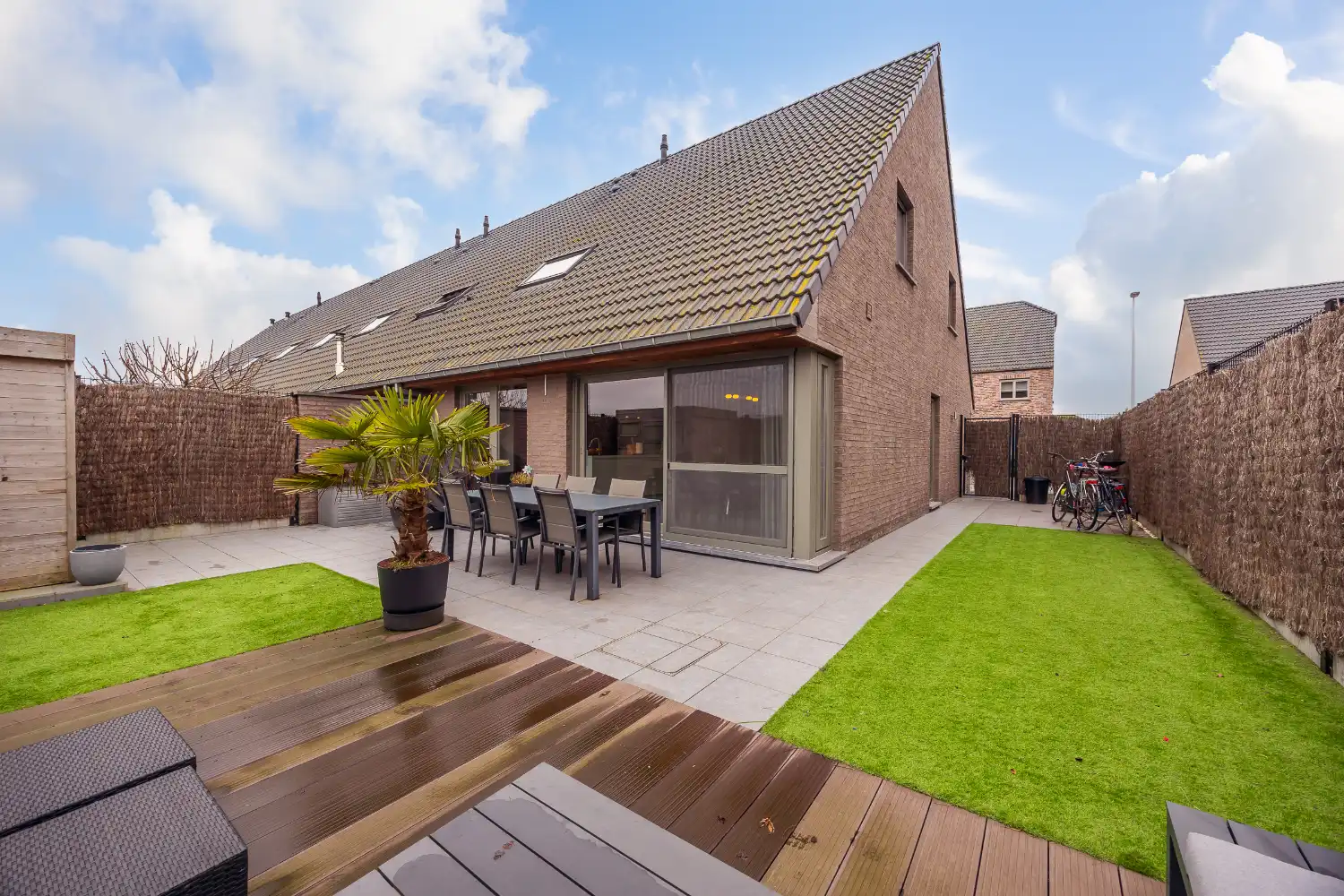 Instapklare halfopen bebouwing in rustige woonwijk te Bredene foto 16