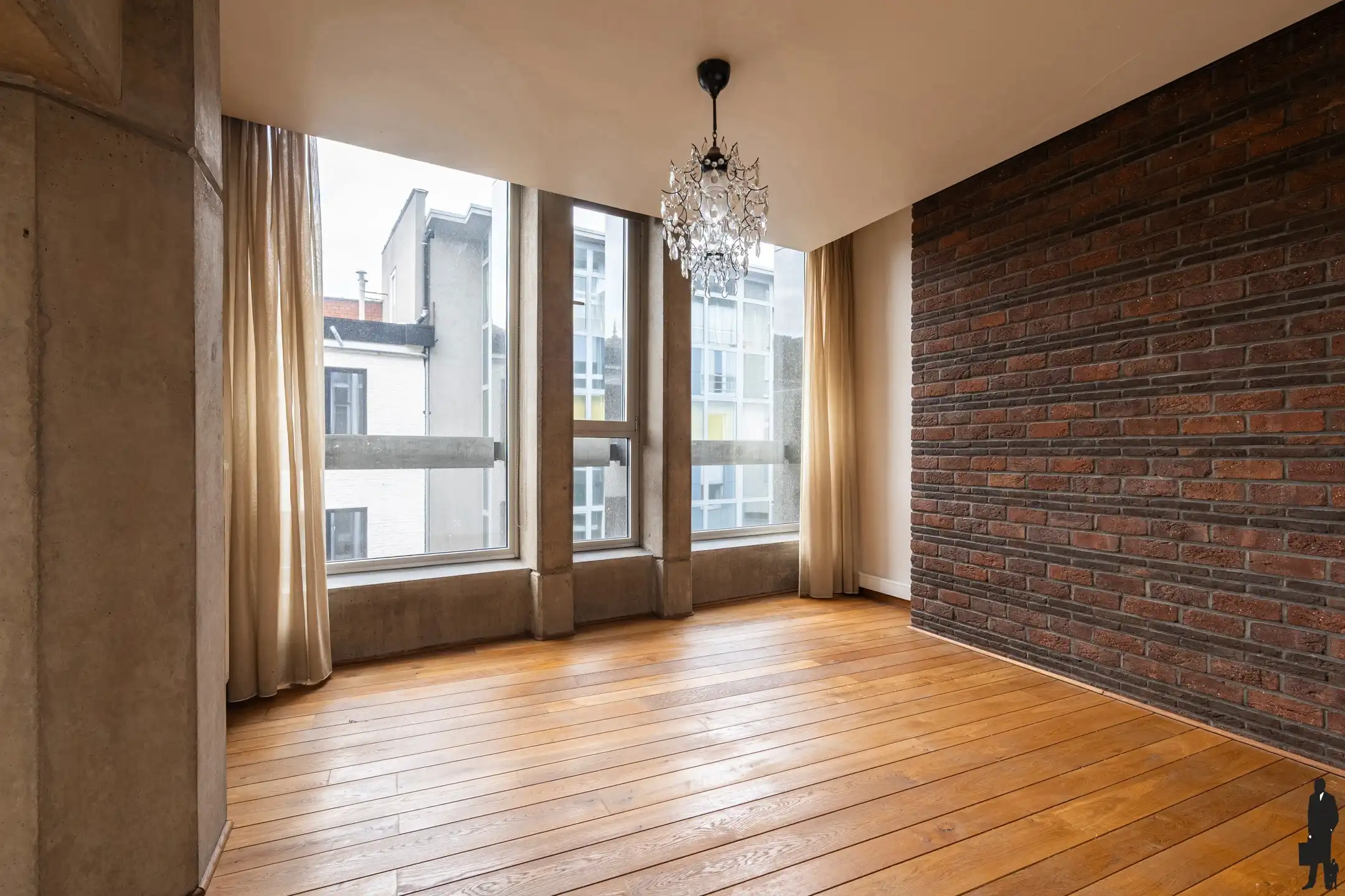 Duplex in loftstijl inclusief ondergrondse parking op de Grote Markt foto 21