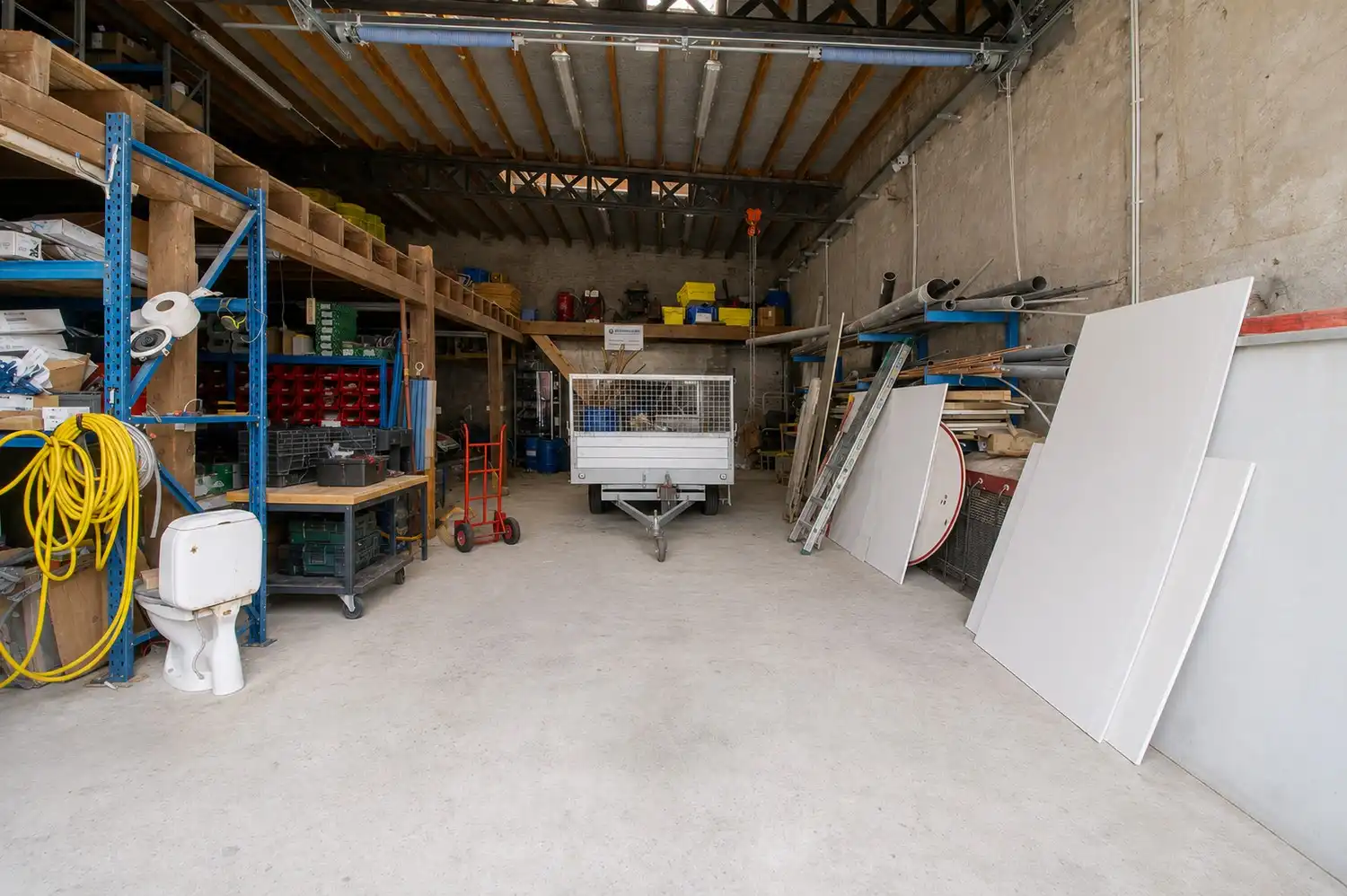 Magazijn van 160m² te koop te Lauwe foto 4