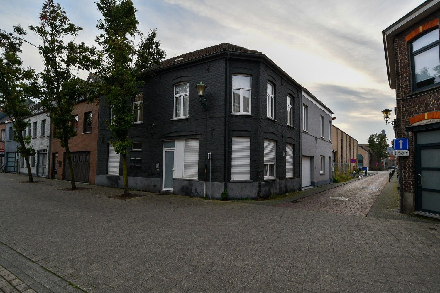 Kleinschalig appartementsgebouw op goede ligging foto {{pictureIndex}}