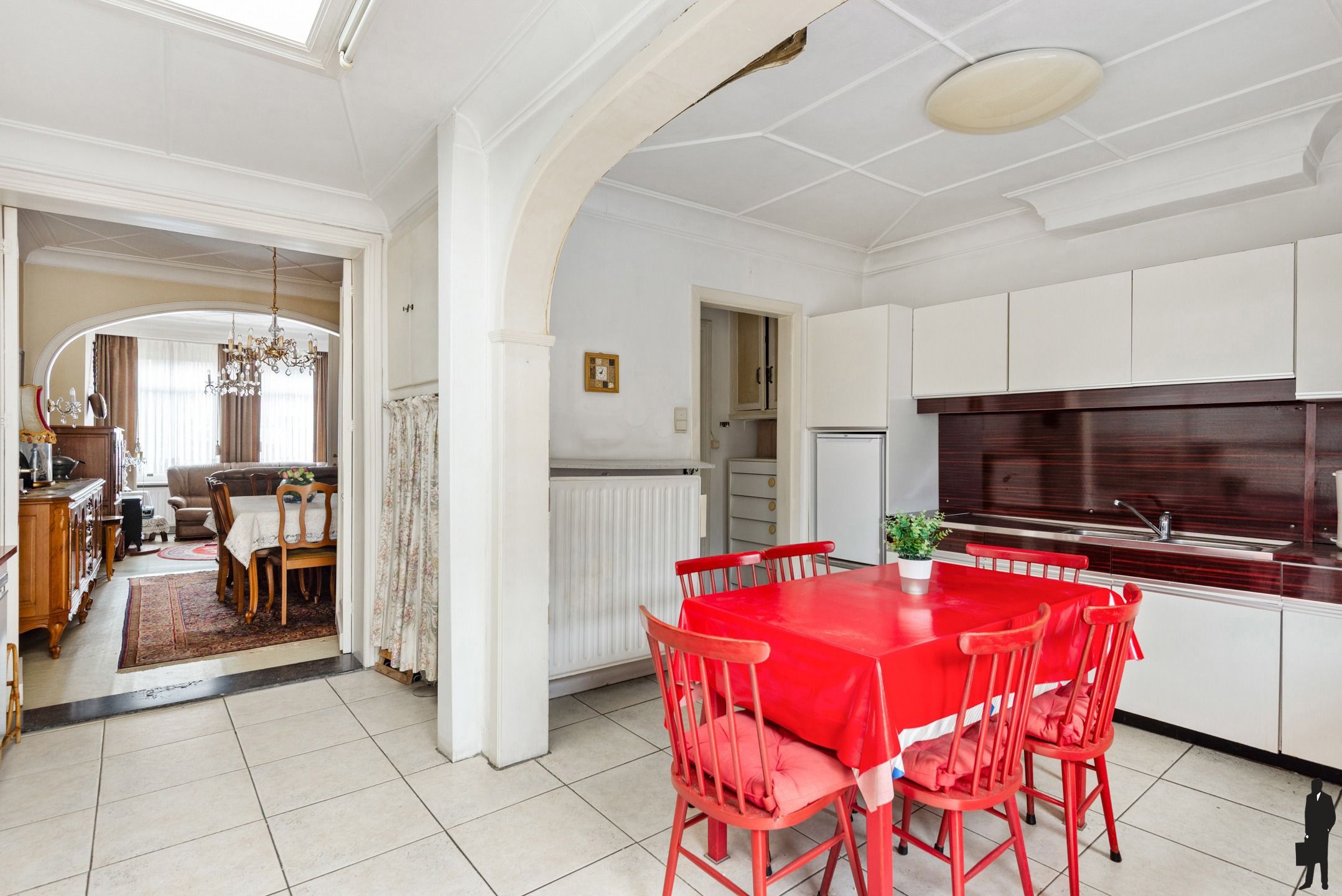 Karaktervolle rijwoning met 4 slaapkamers en koer in Hoboken foto 6