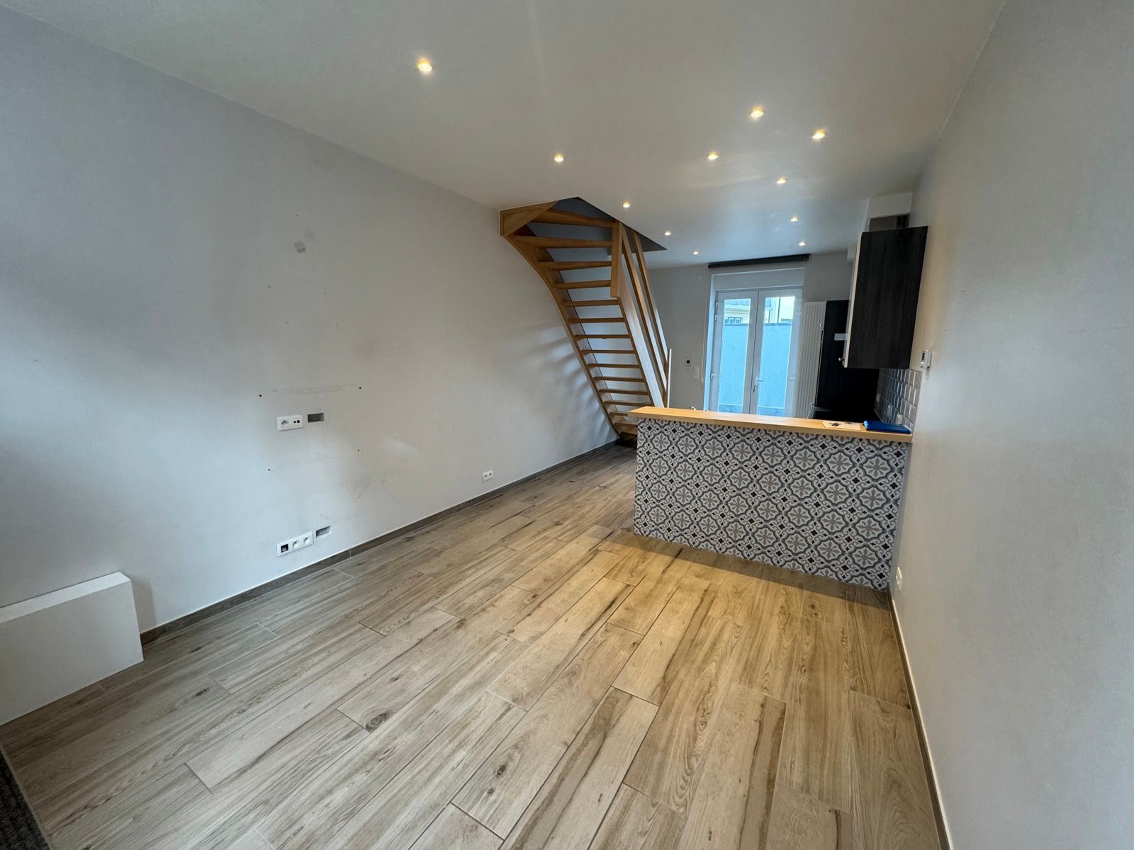 Kleine woning met 1 slaapkamer en terras foto 3