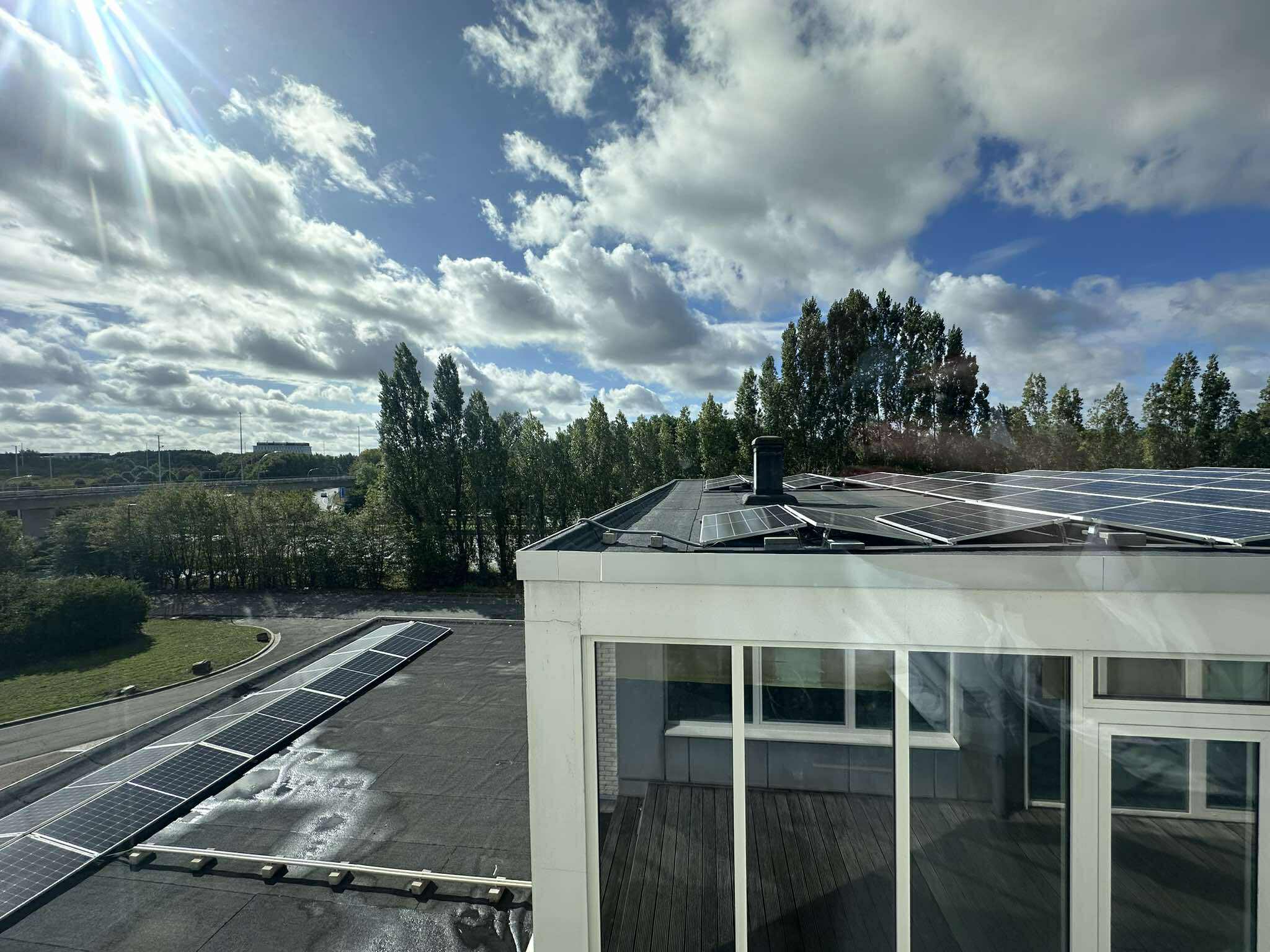 UNIEKE KANTOREN MET PARKING EN VERSCHILLENDE OPPERVLAKTES foto 20