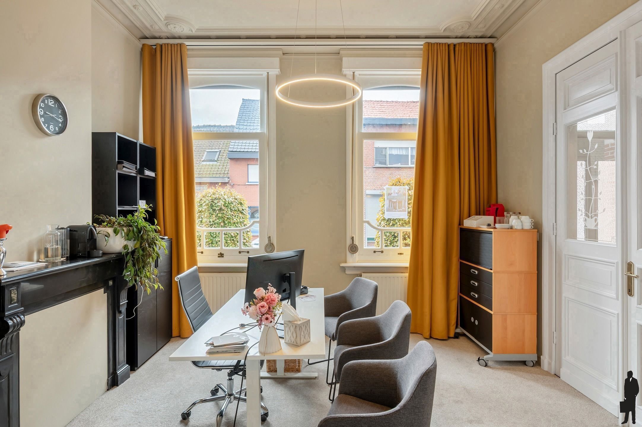 Deels gerenoveerde parel met mogelijkheden en weidegrond! foto 8